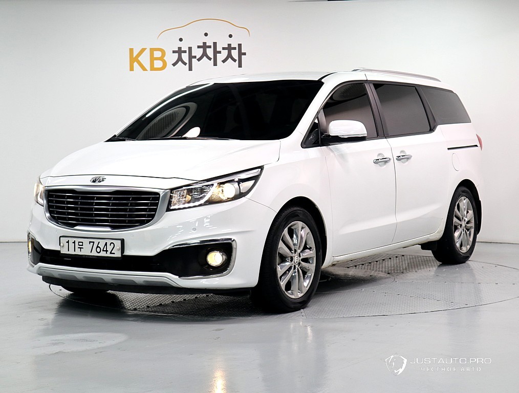 Автомобиль Kia Canival