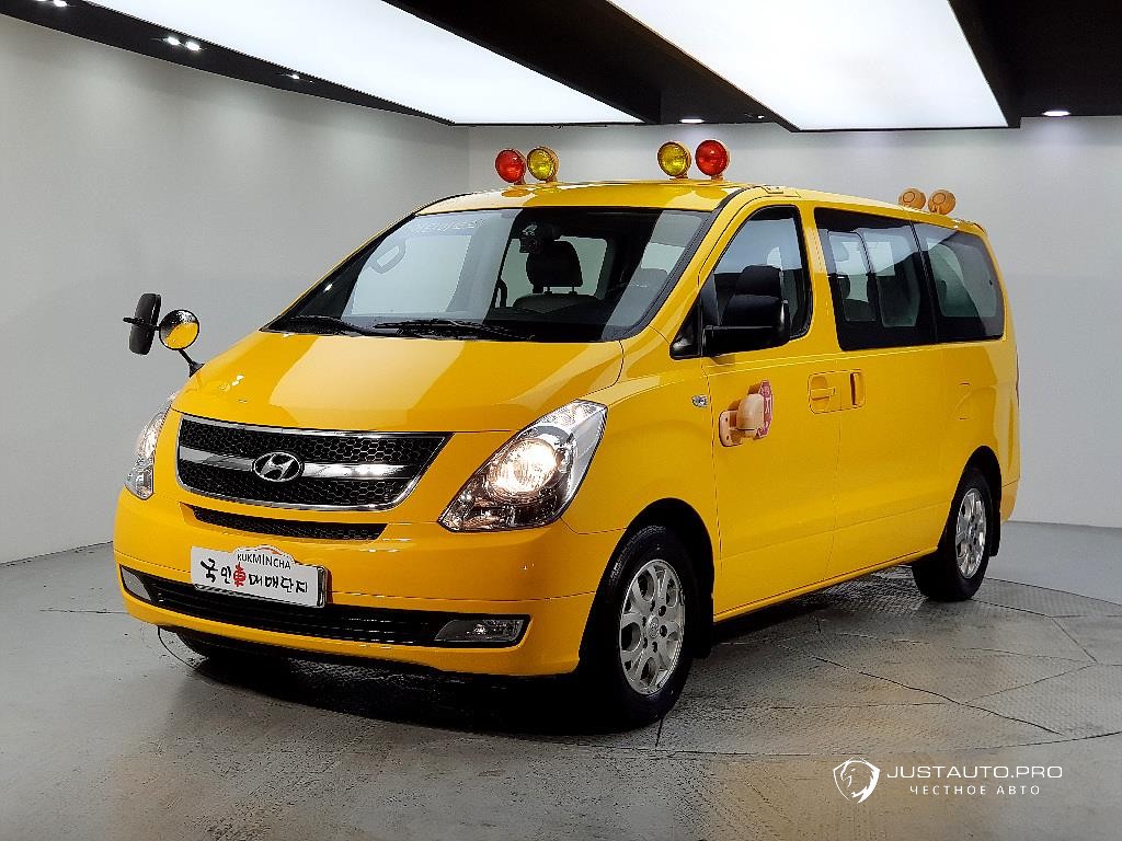 Автомобиль Hyundai Starex