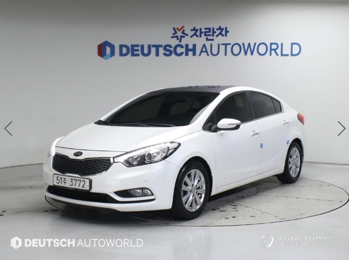 Автомобиль Kia K3