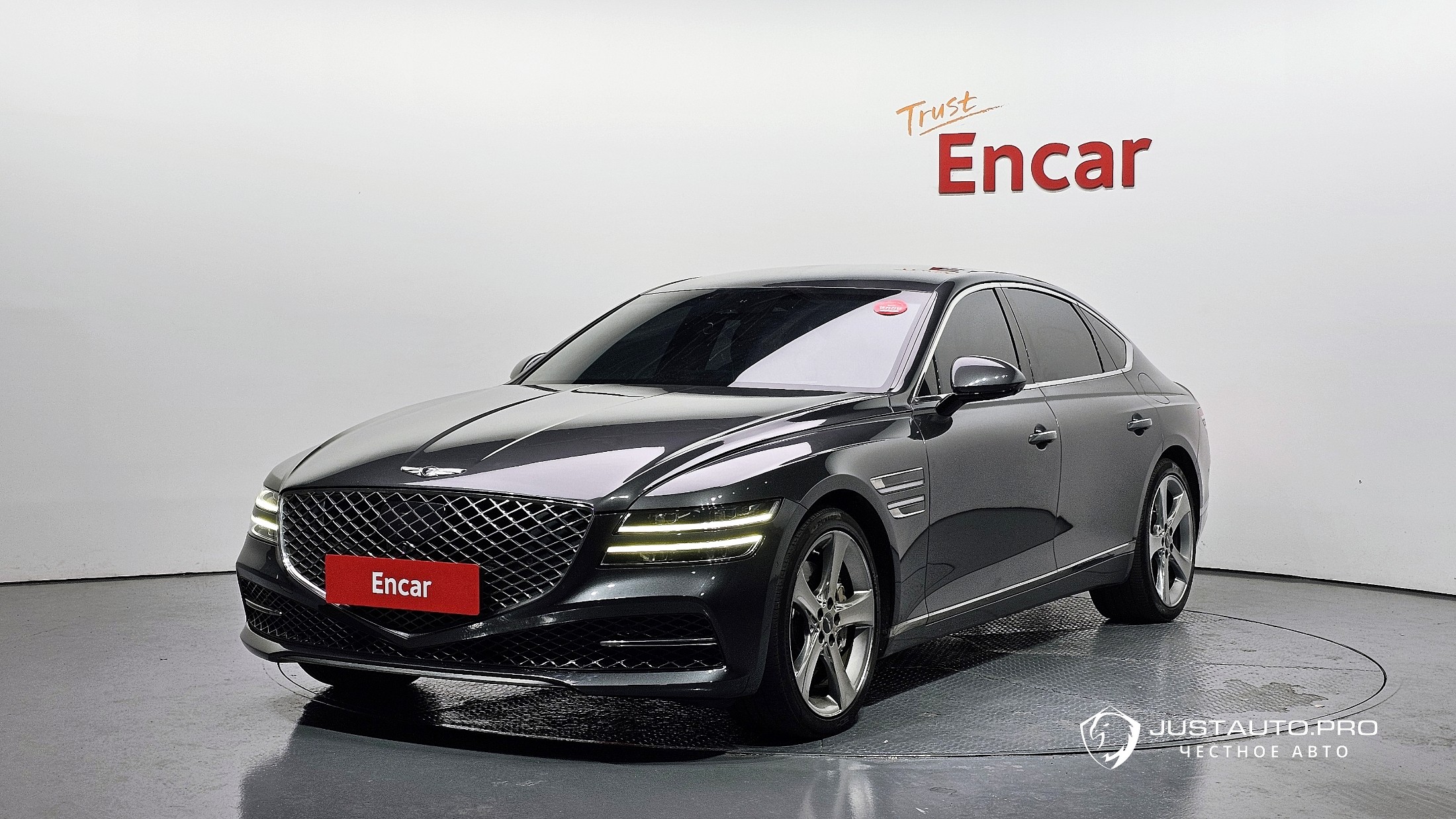 Автомобиль Genesis G80