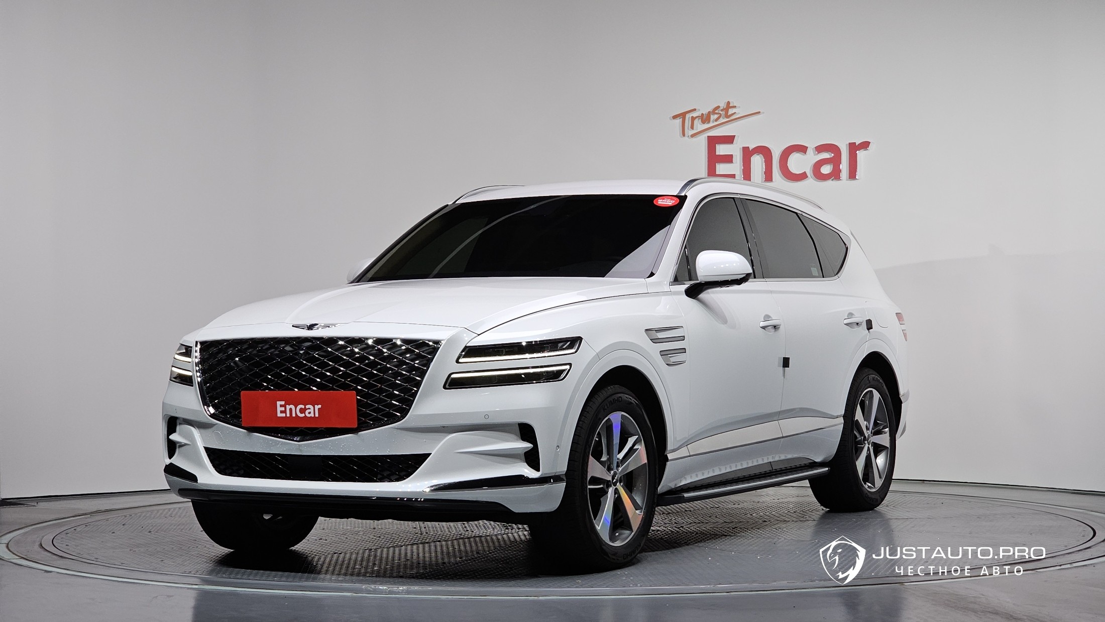 Автомобиль Genesis GV80