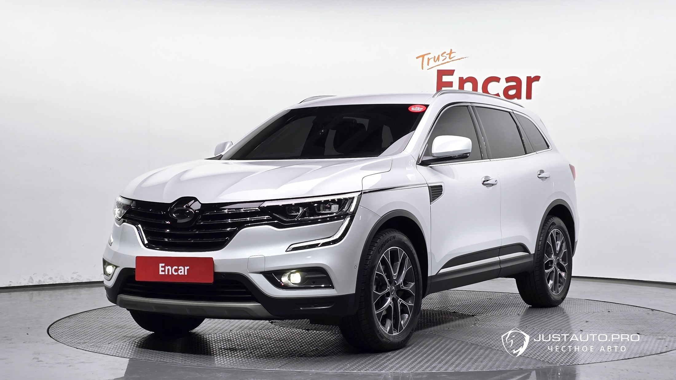 Автомобиль Renault-KoreaSamsung QM6