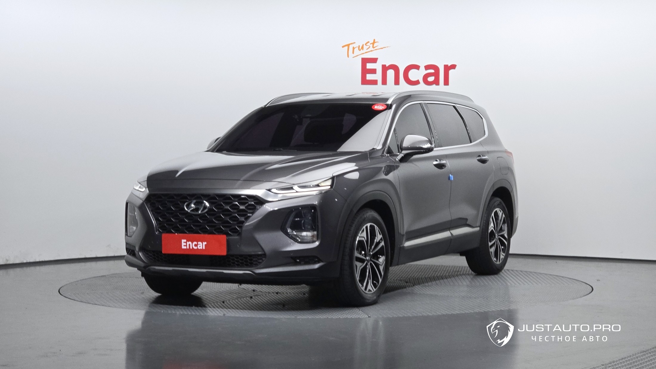 Автомобиль Hyundai Santafe