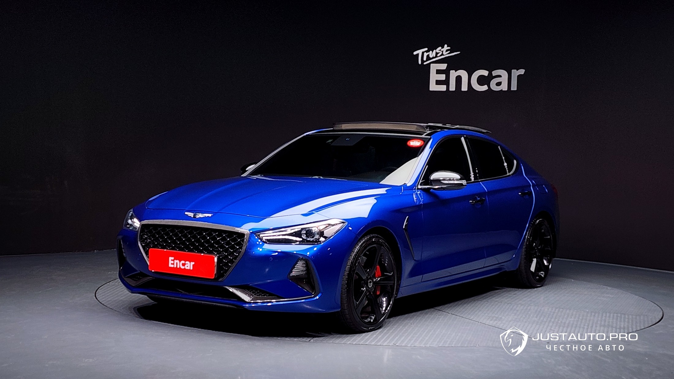 Автомобиль Genesis G70