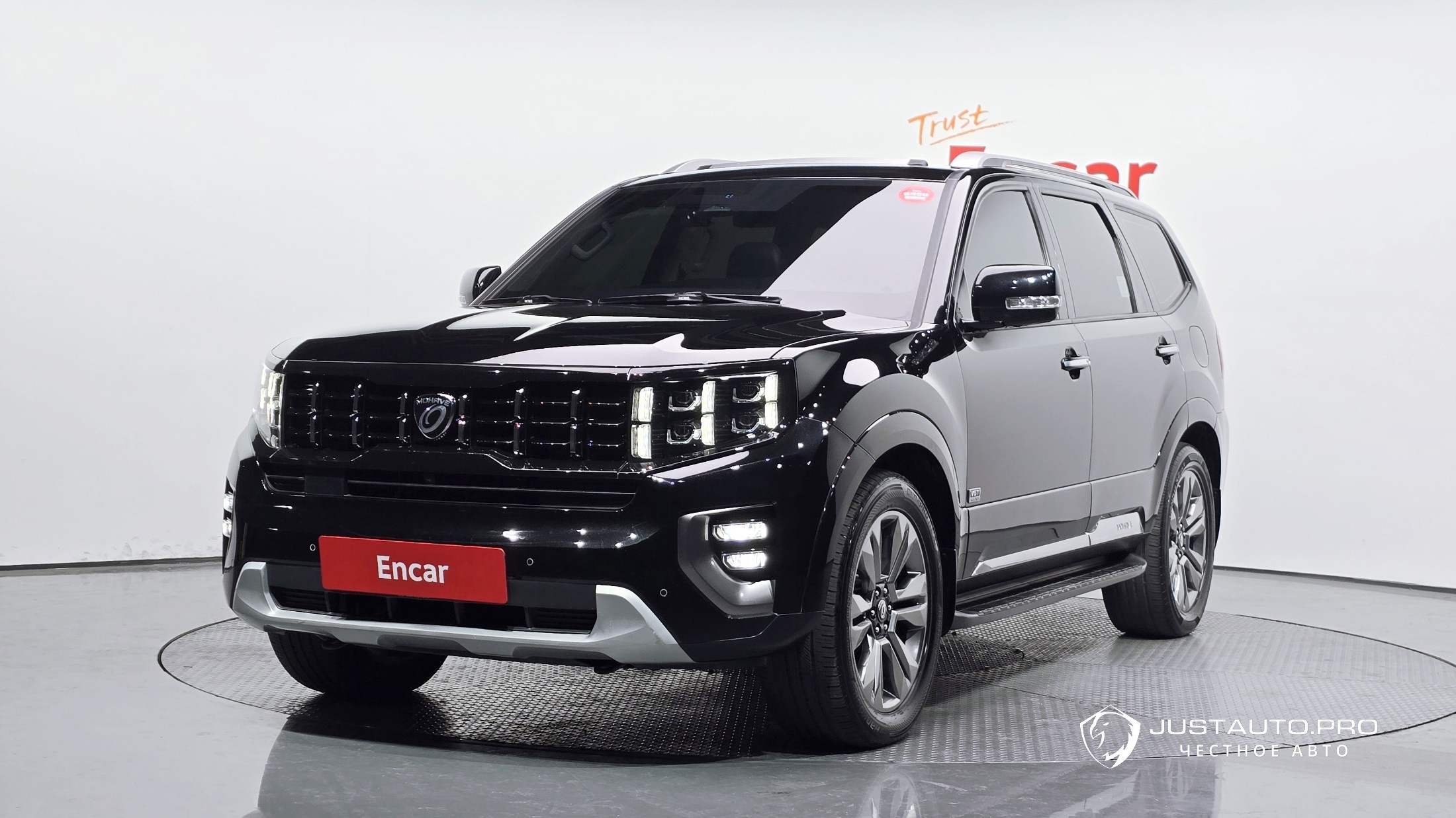 Автомобиль Kia Mohave