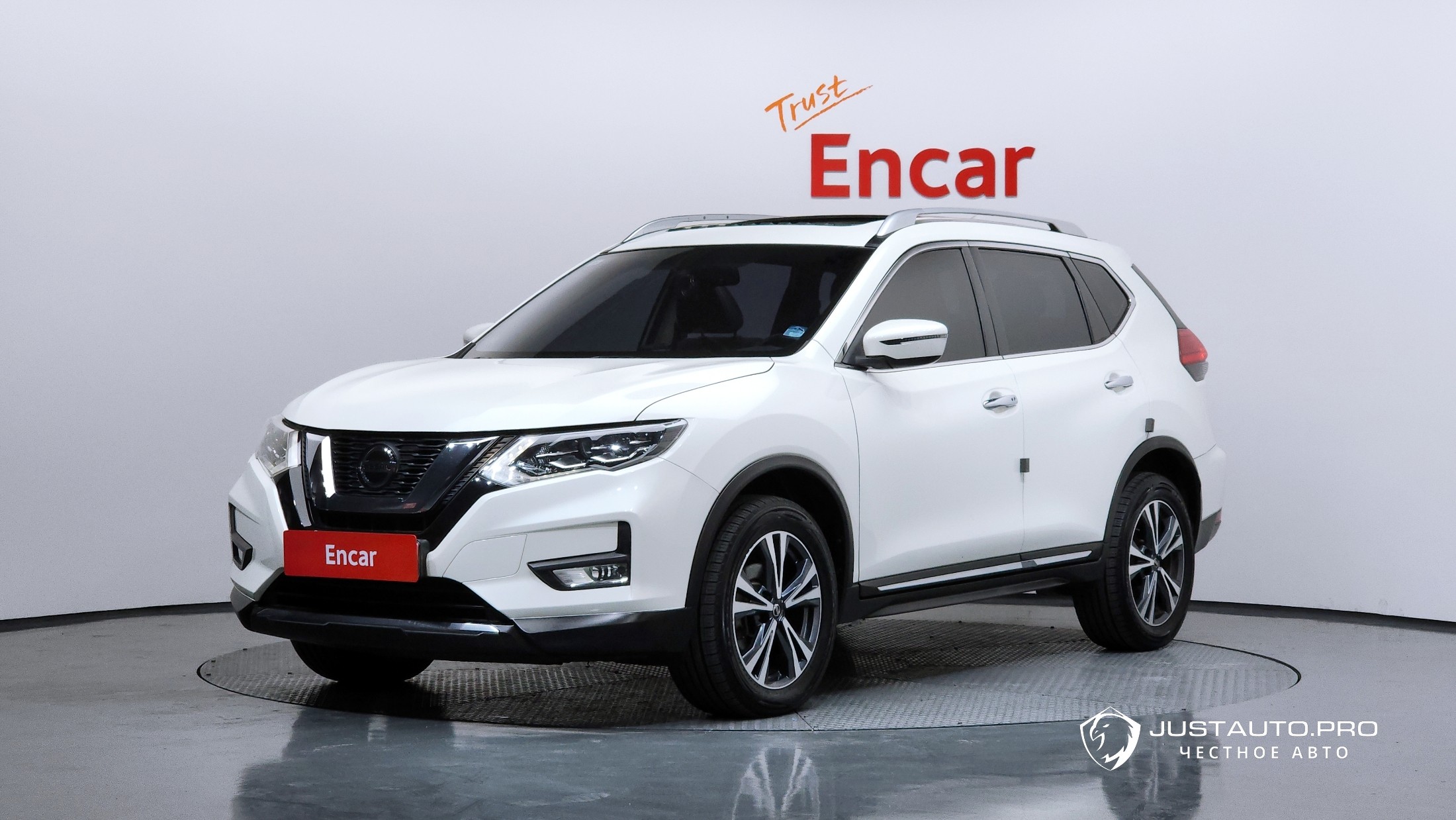 Автомобиль Nissan X-Trail