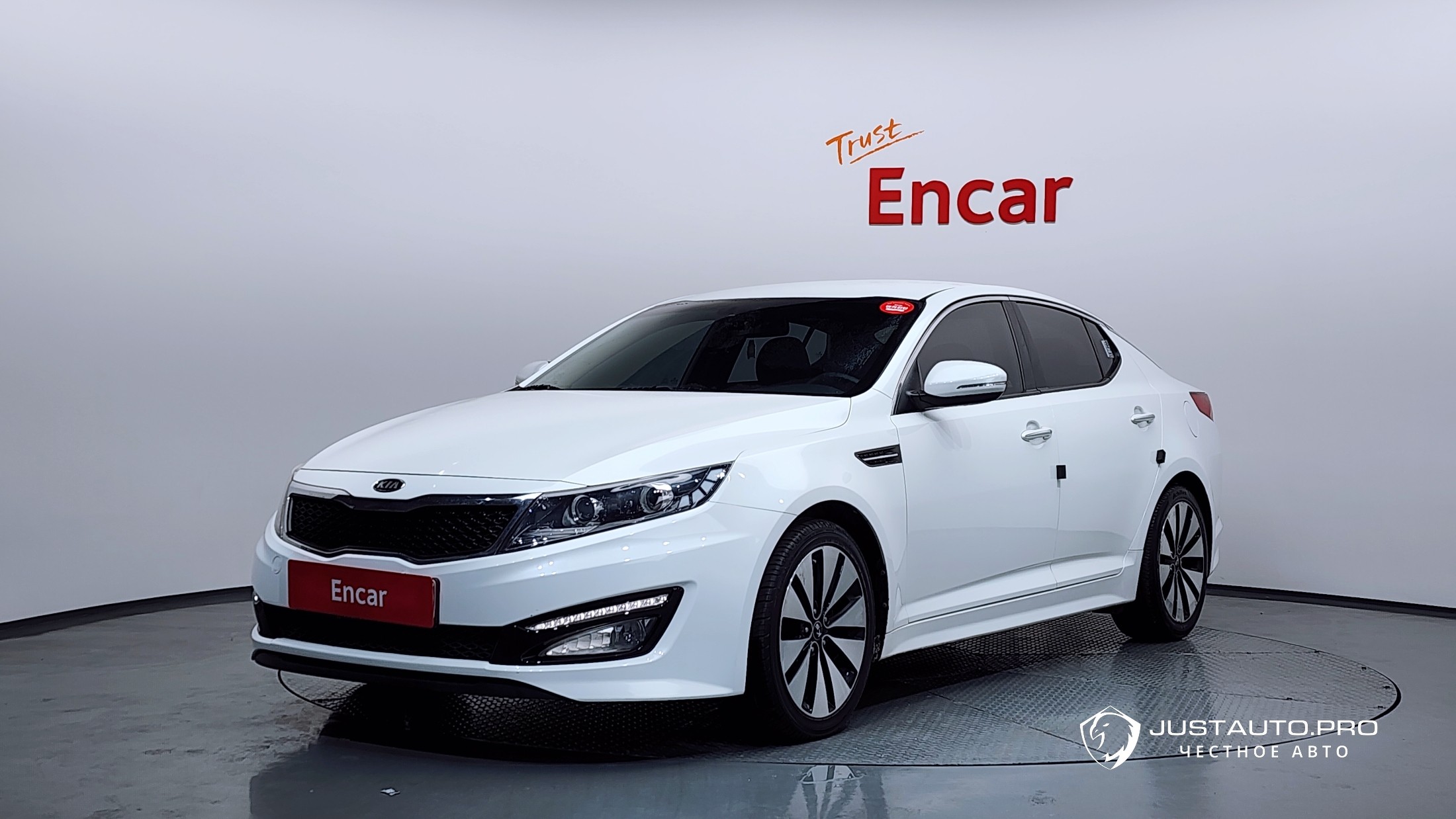 Автомобиль Kia K5