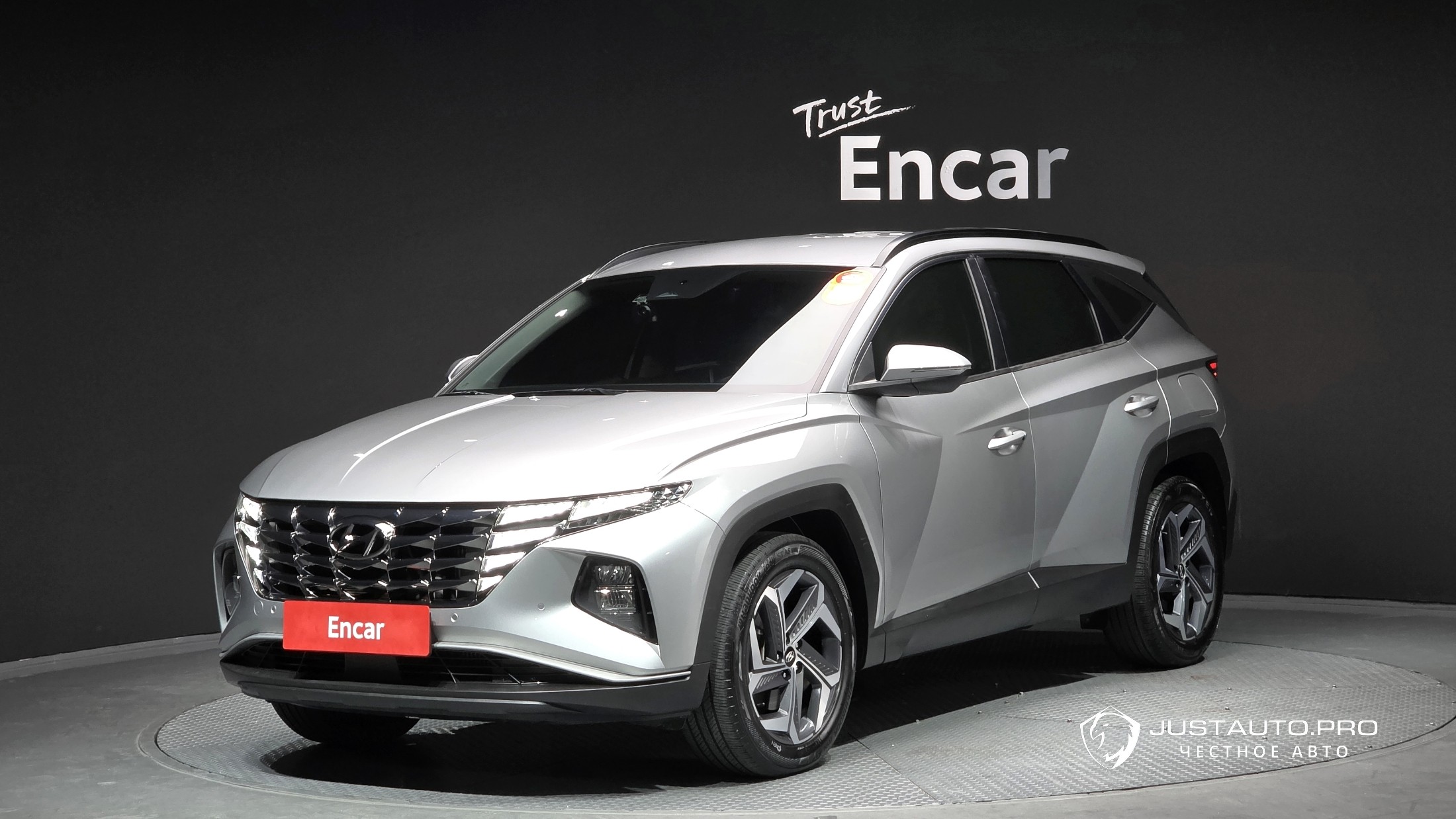 Автомобиль Hyundai Tucson