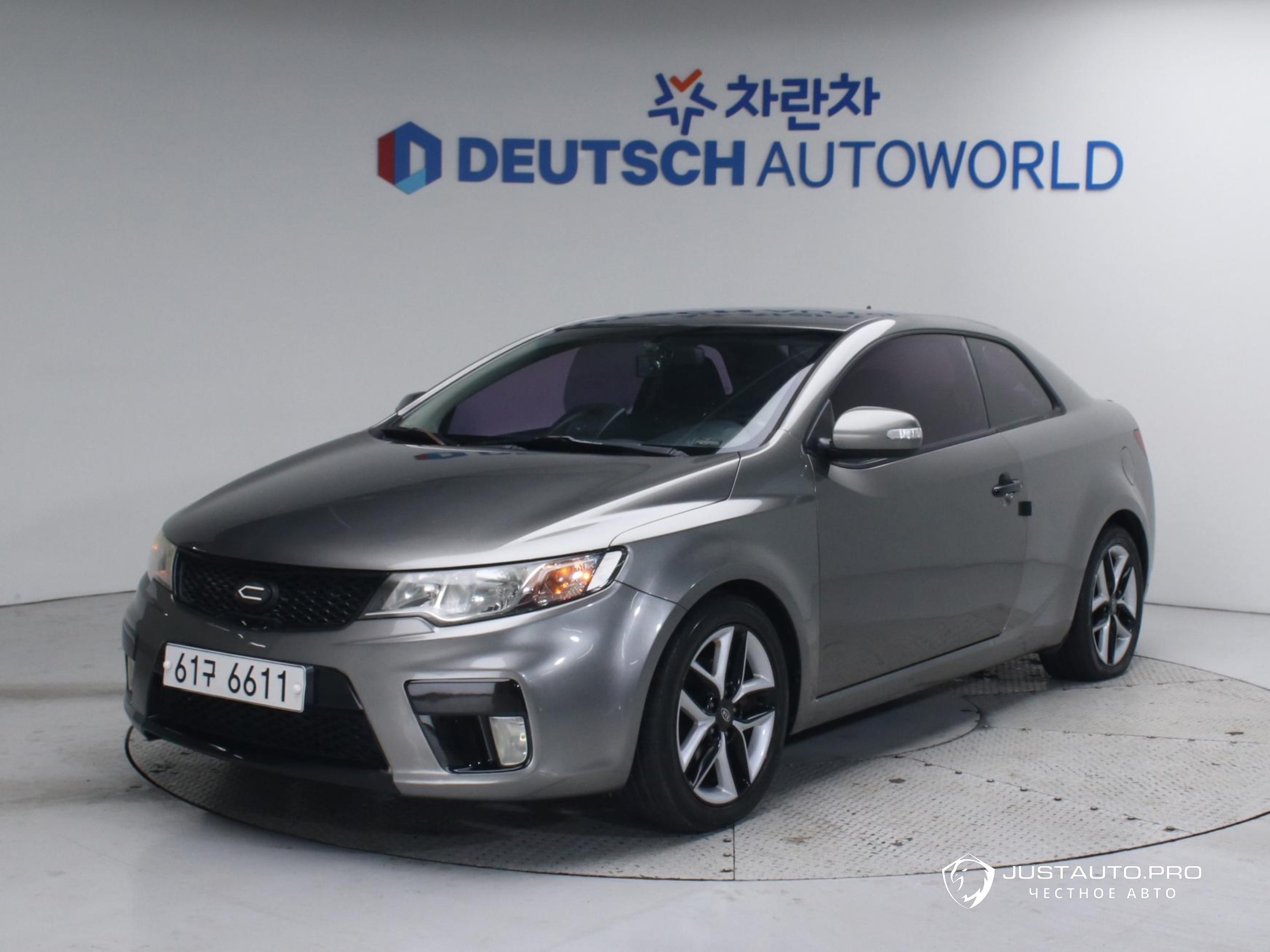 Автомобиль Kia Porte