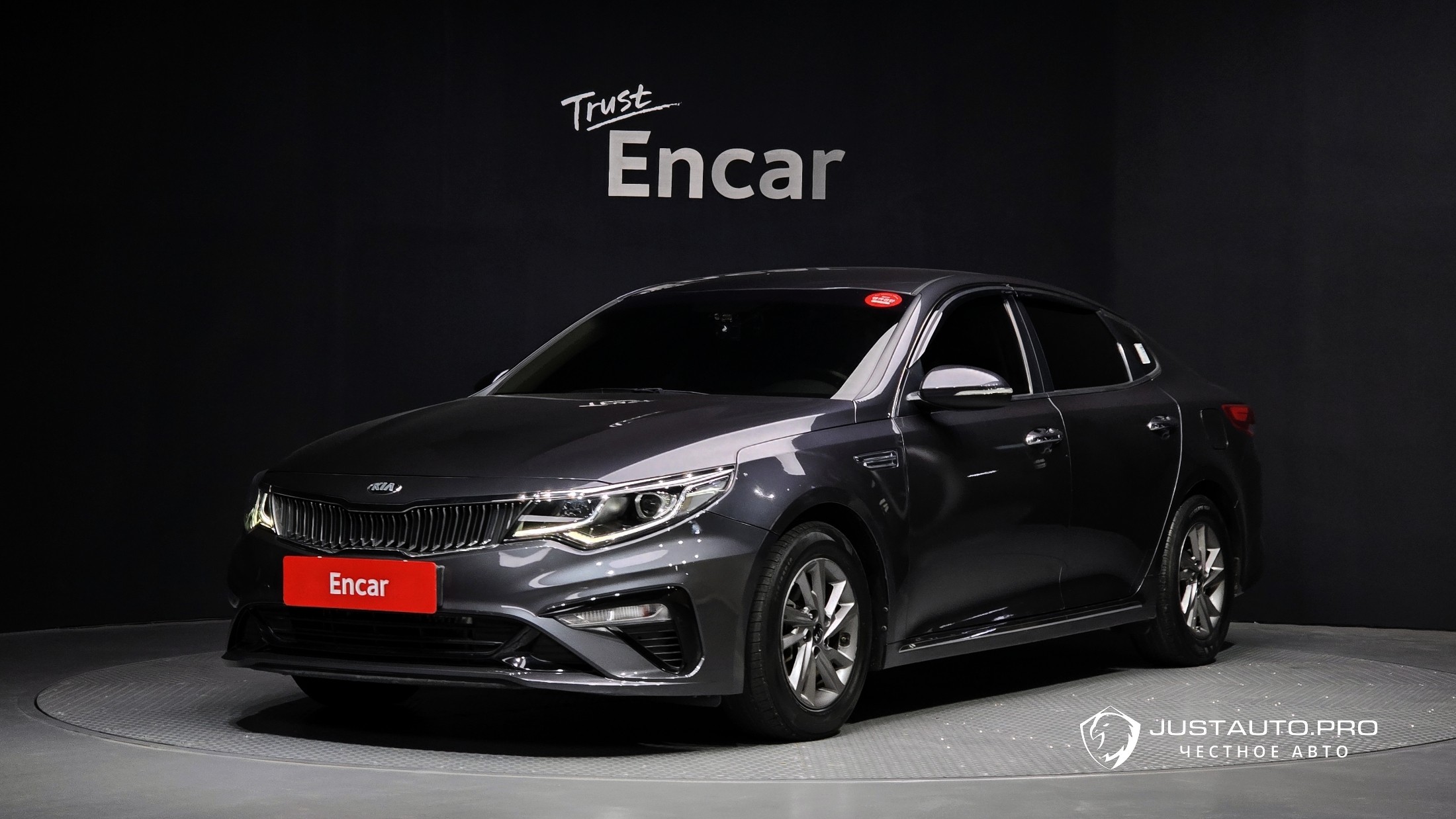 Автомобиль Kia K5