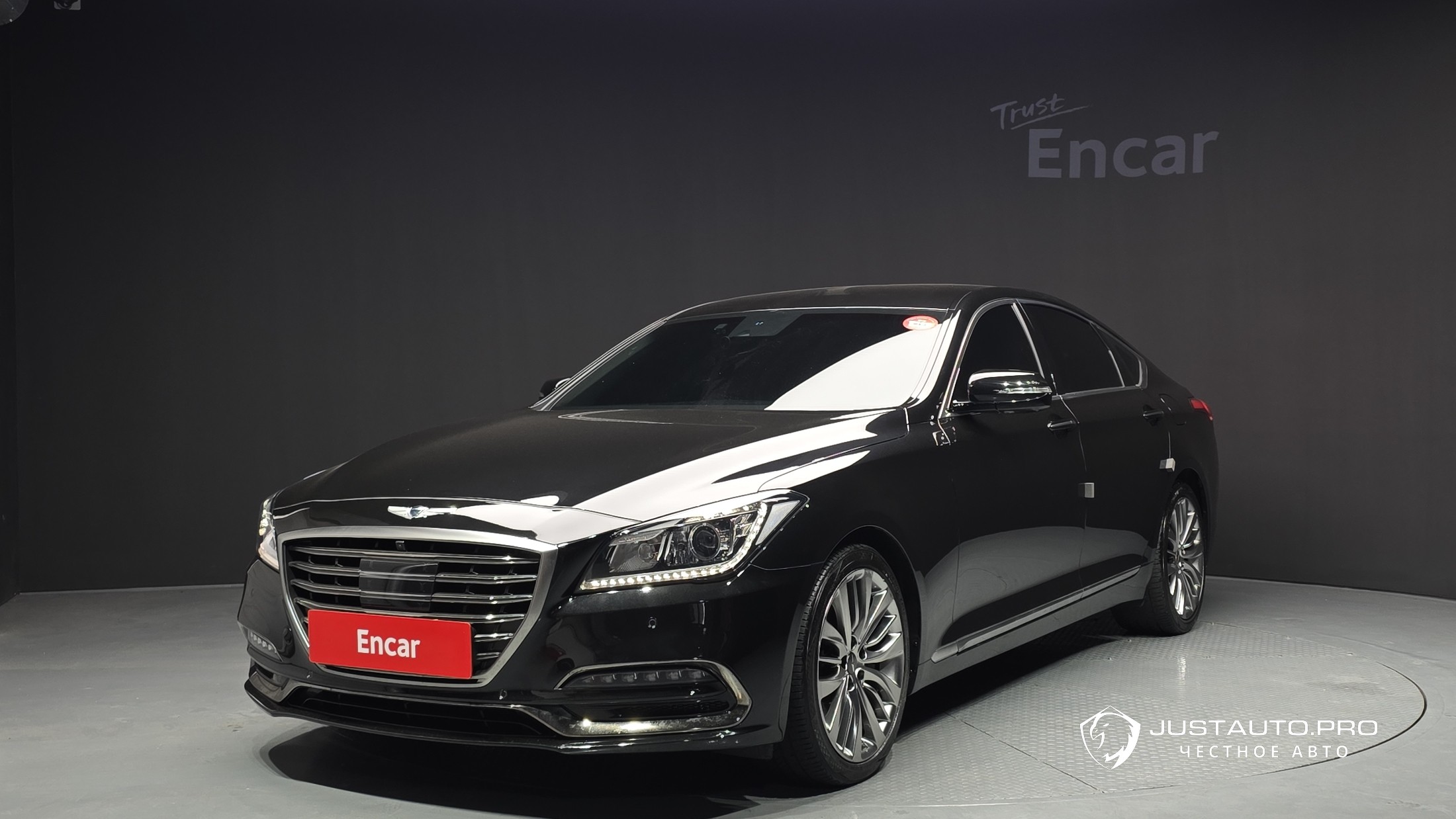 Автомобиль Genesis G80