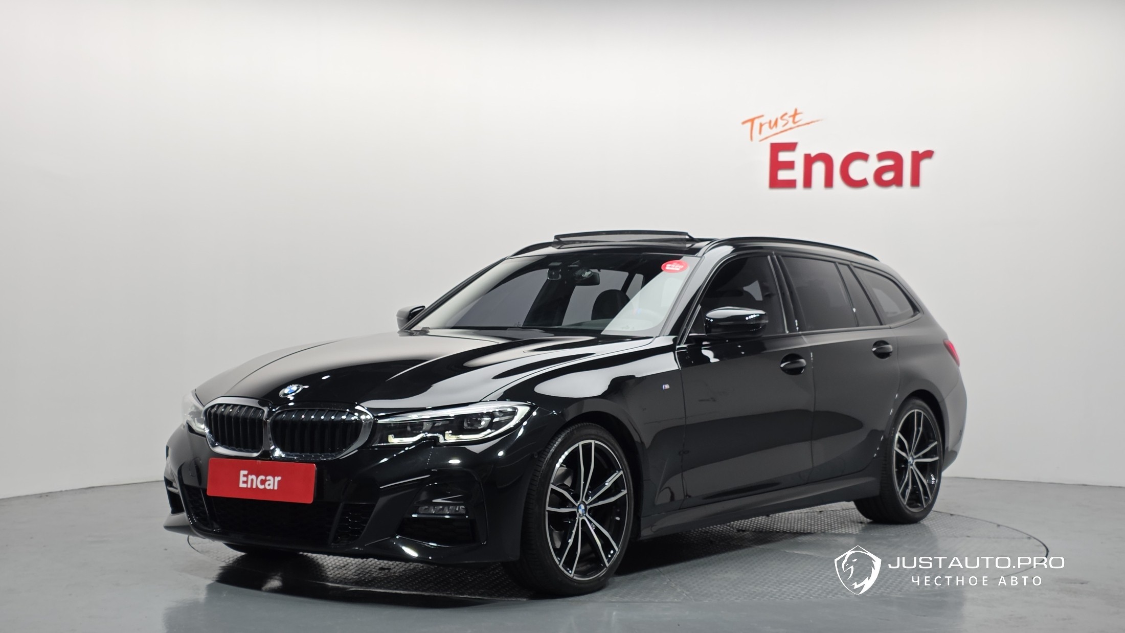 Автомобиль BMW 3-Series