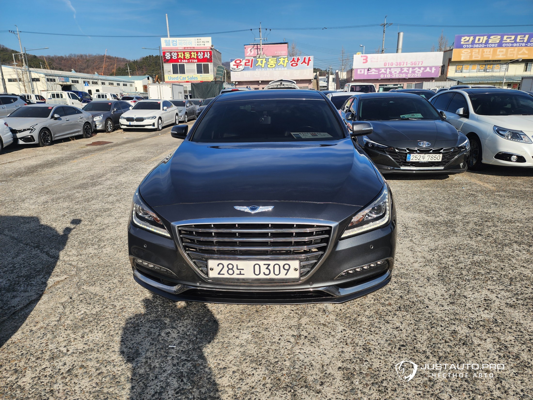 Автомобиль Genesis G80