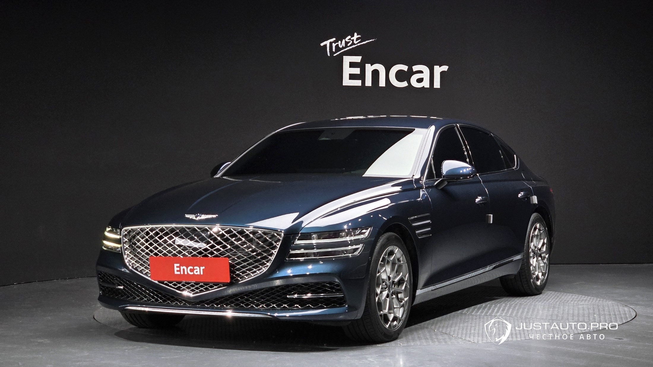 Автомобиль Genesis G80