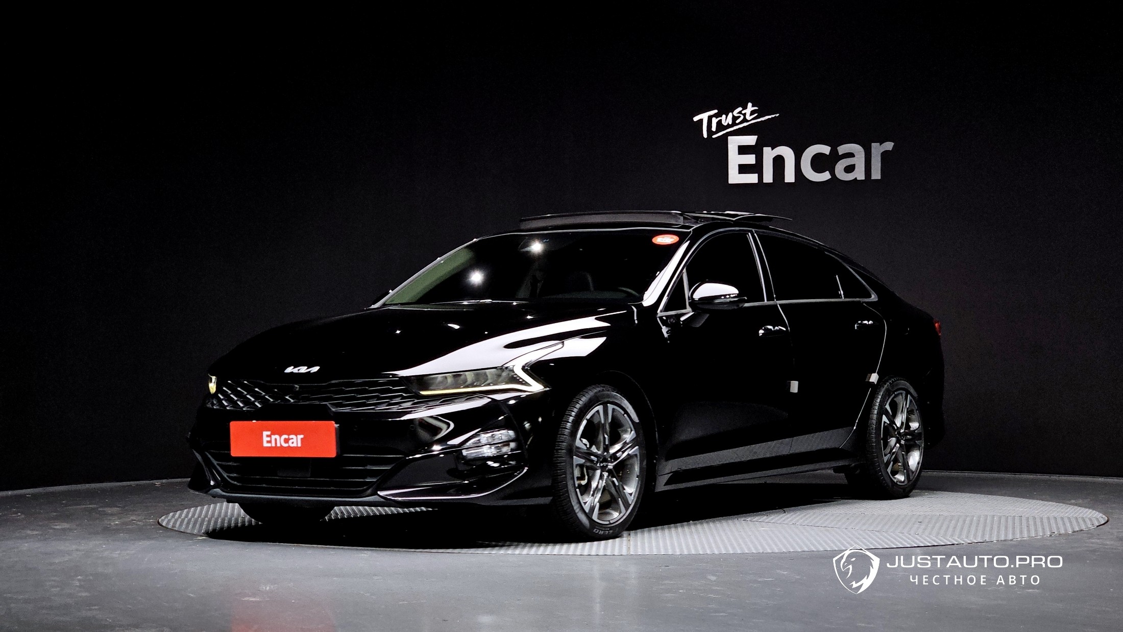 Автомобиль Kia K5