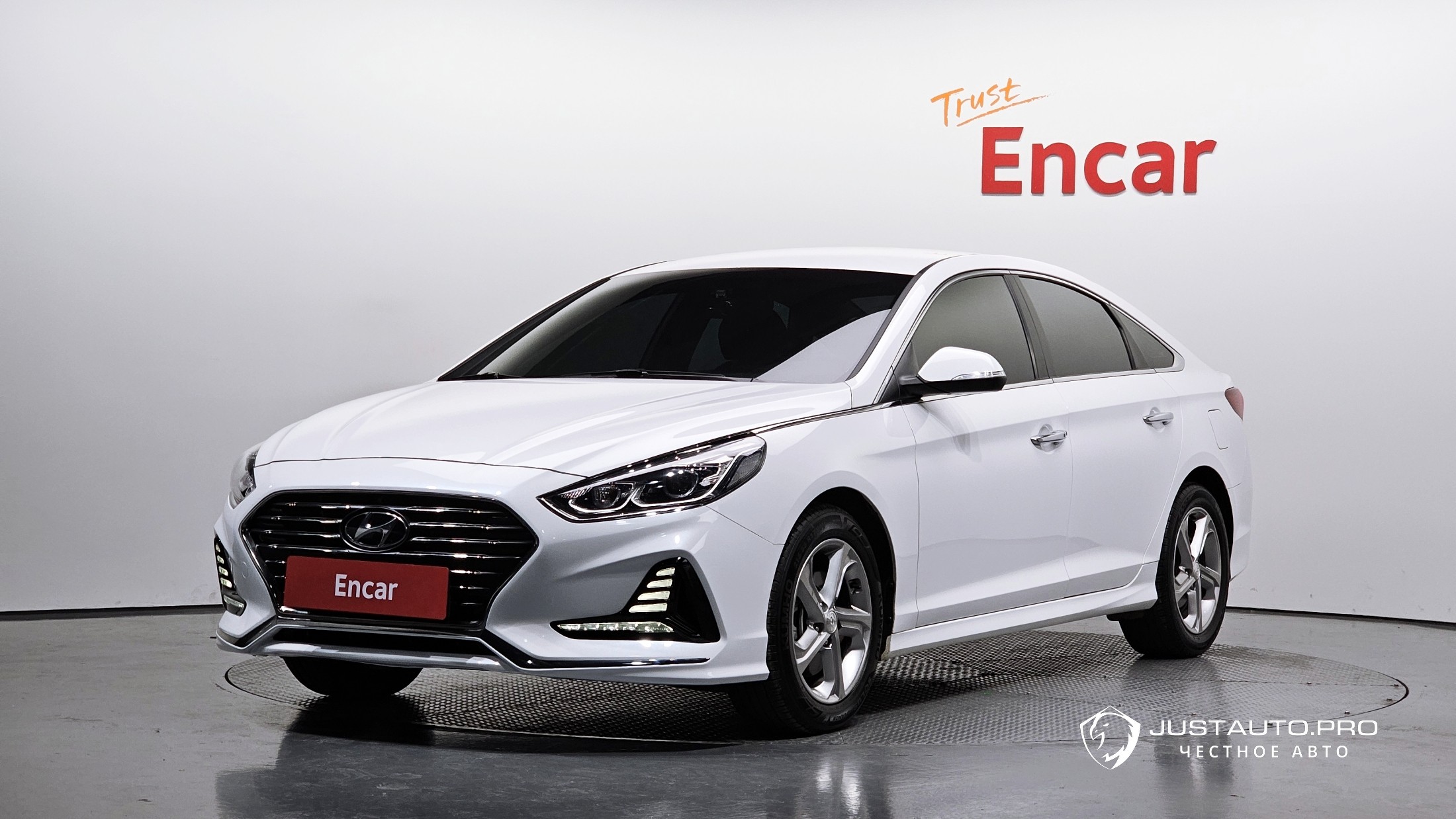 Автомобиль Hyundai Sonata