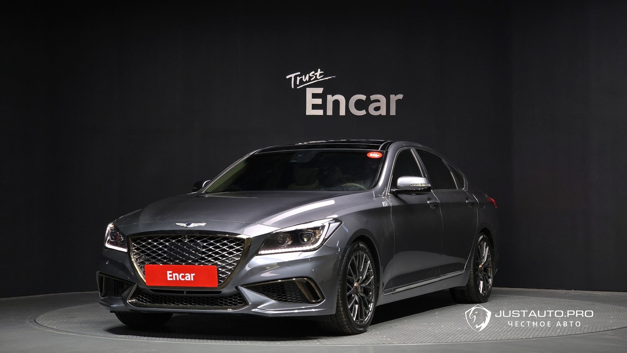 Автомобиль Hyundai Genesis