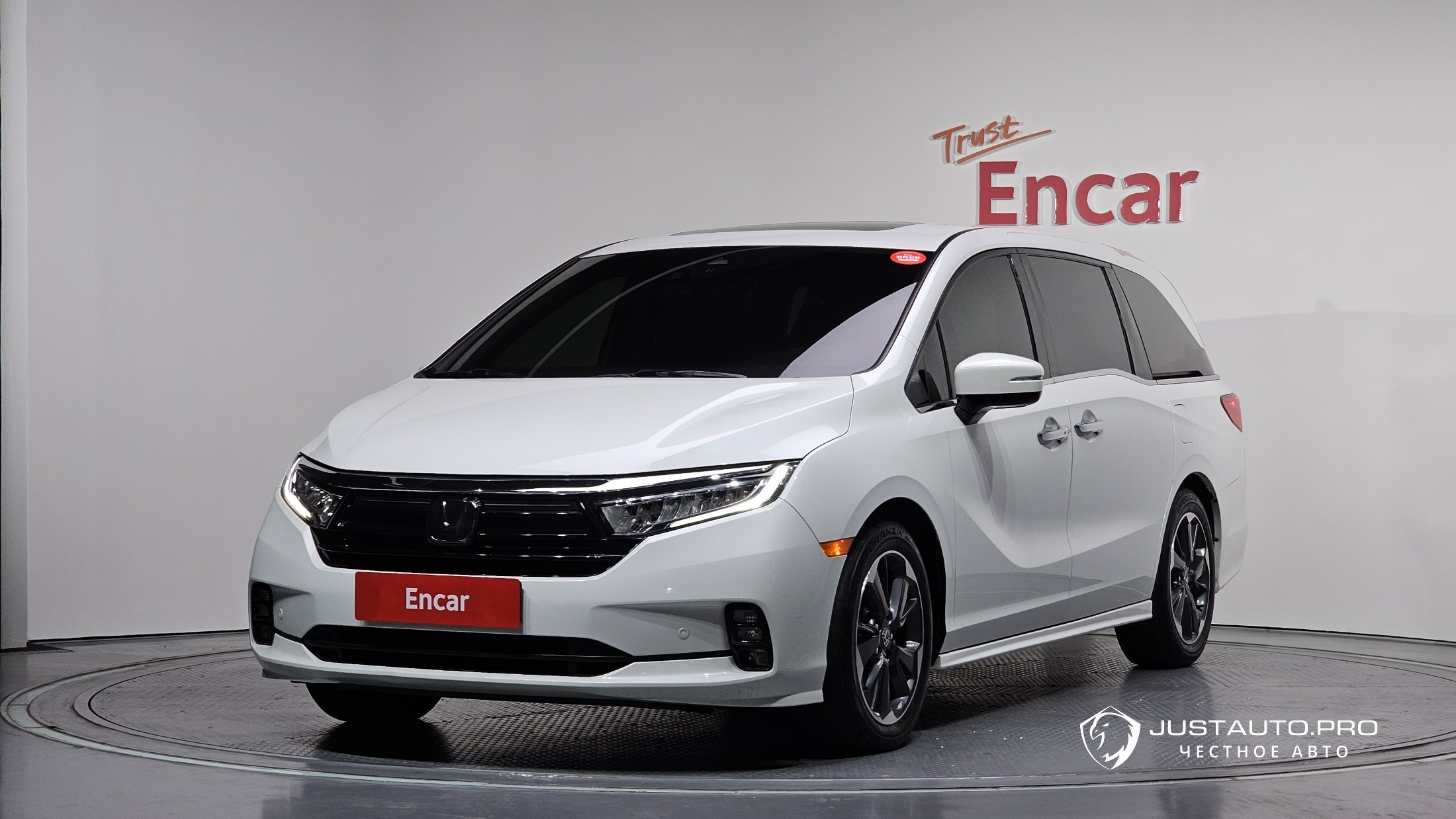 Автомобиль Honda Odyssey