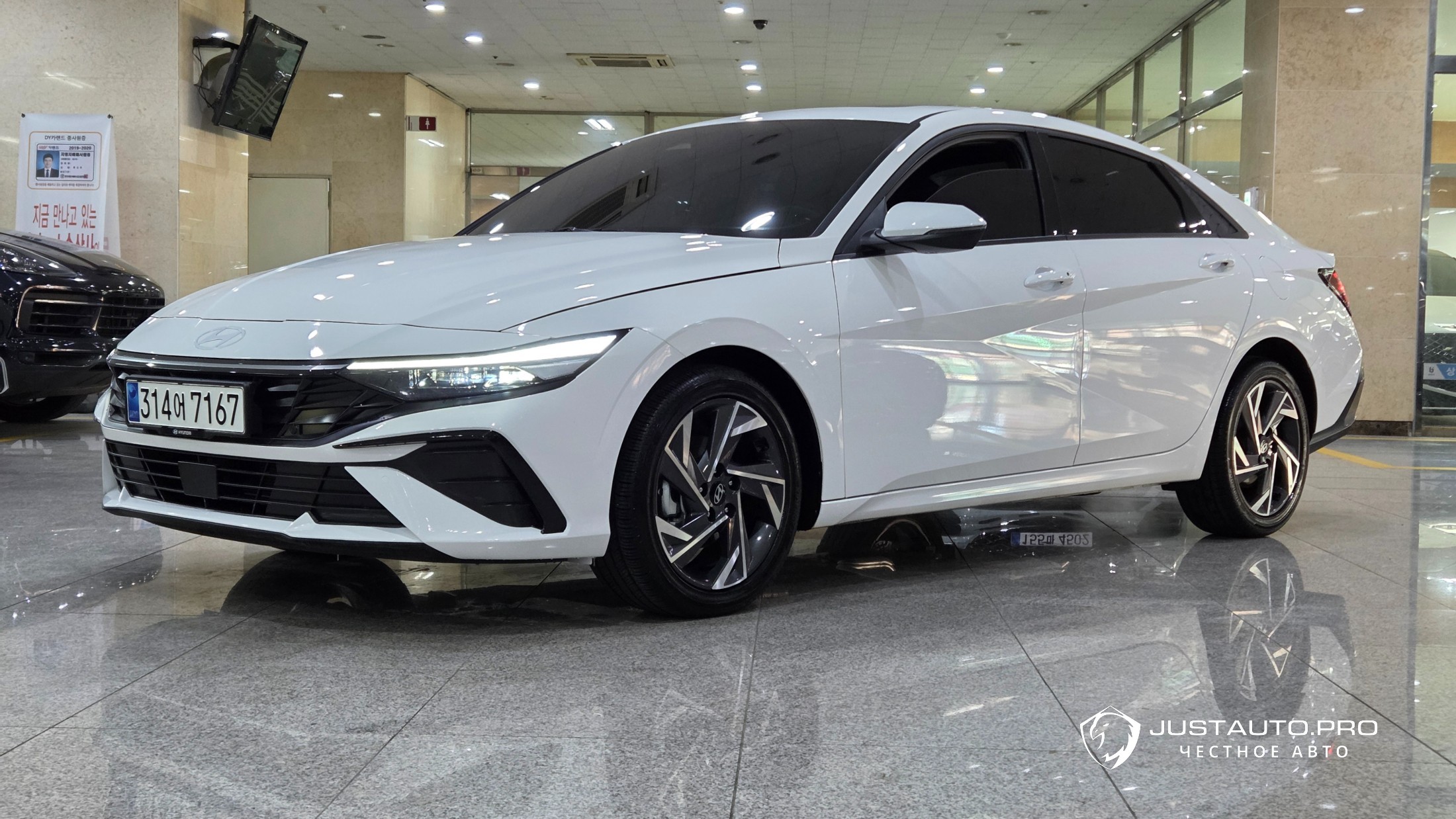 Автомобиль Hyundai AVANTE