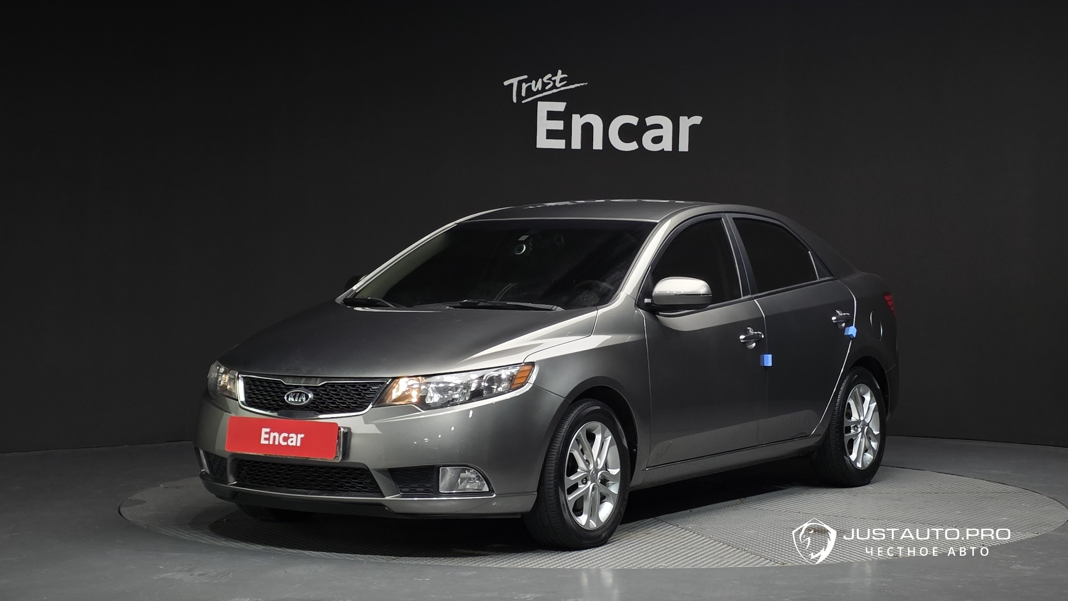 Автомобиль Kia Porte