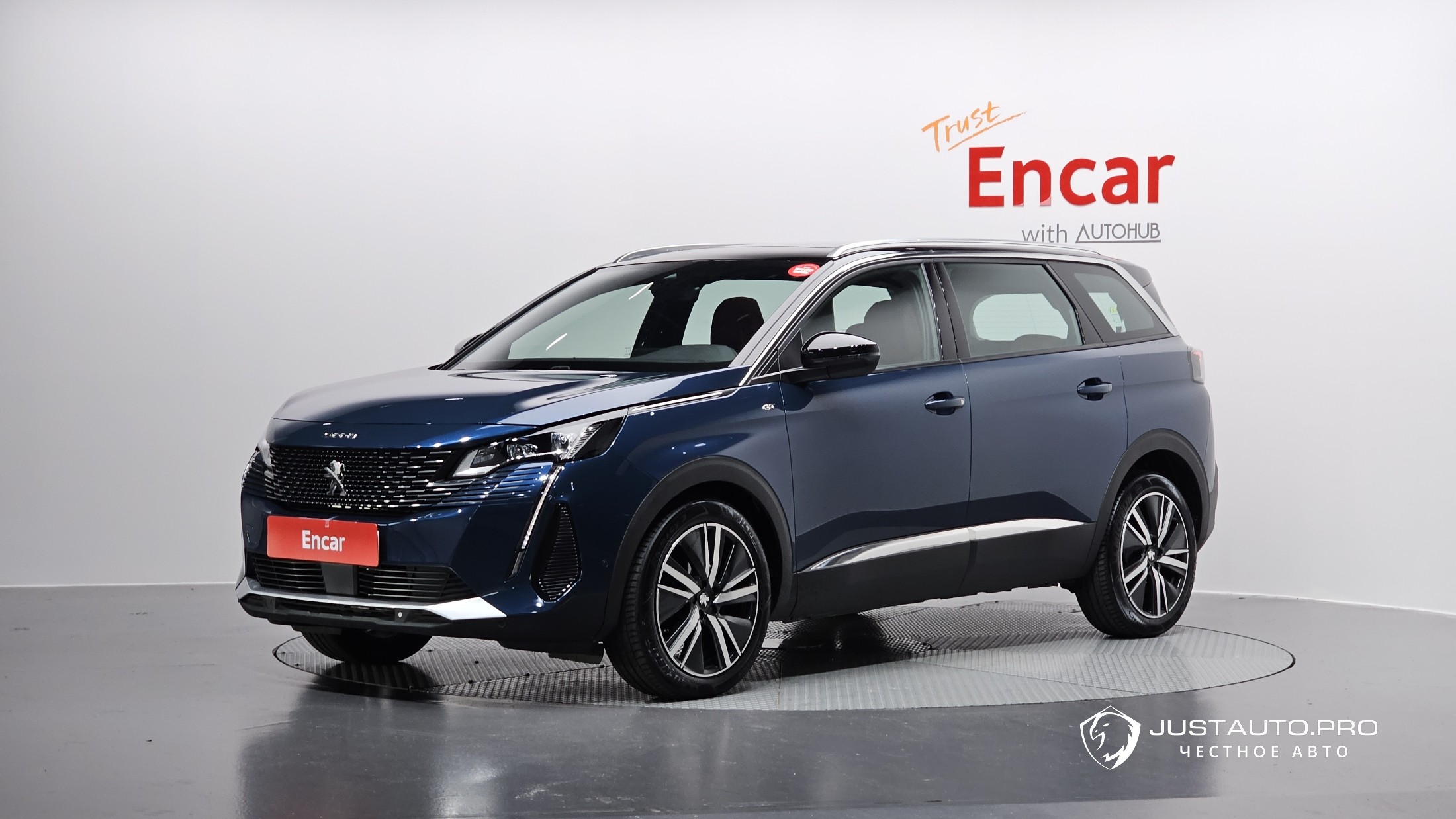 Автомобиль Peugeot 5008