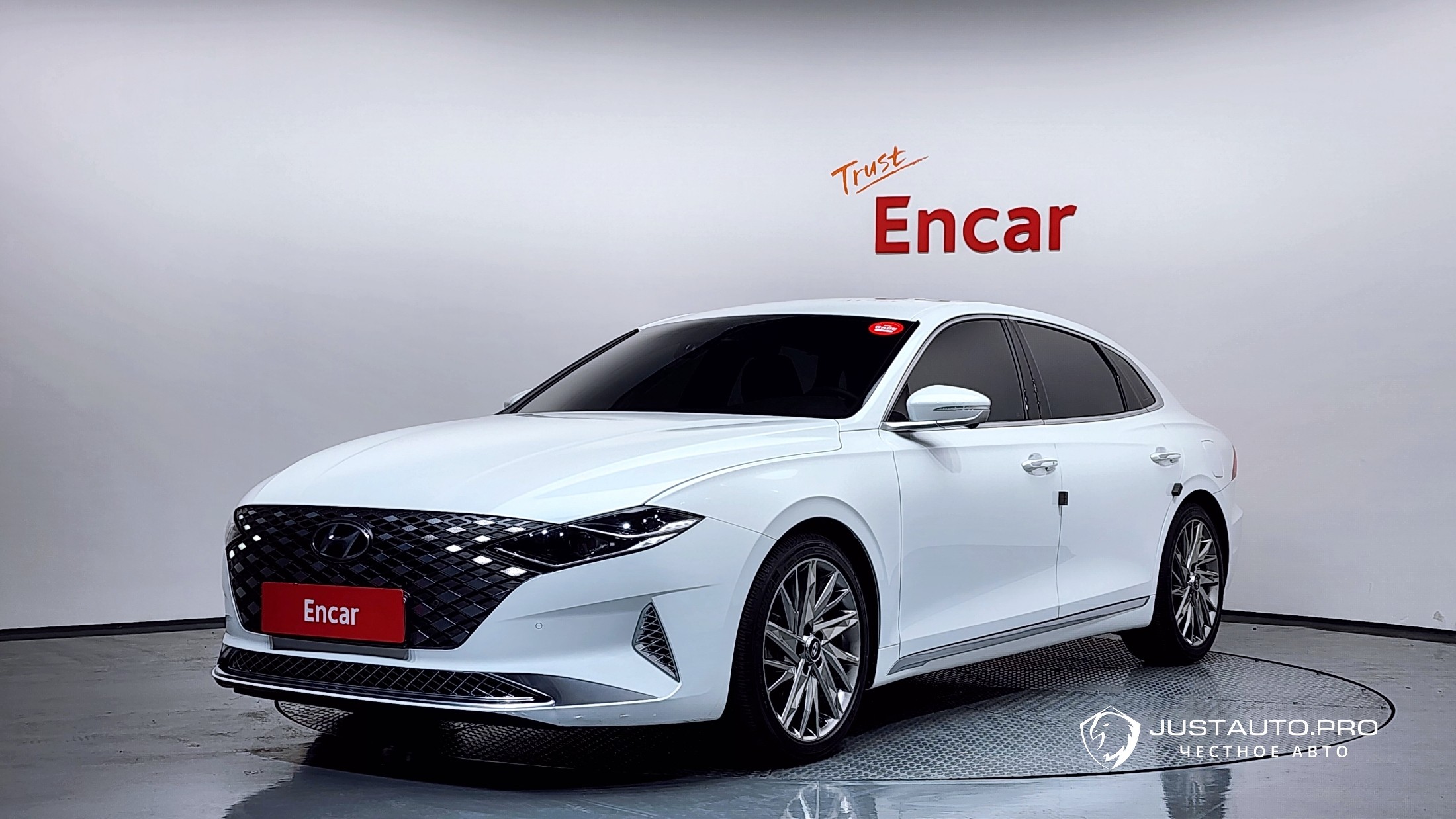 Автомобиль Hyundai Grandeur