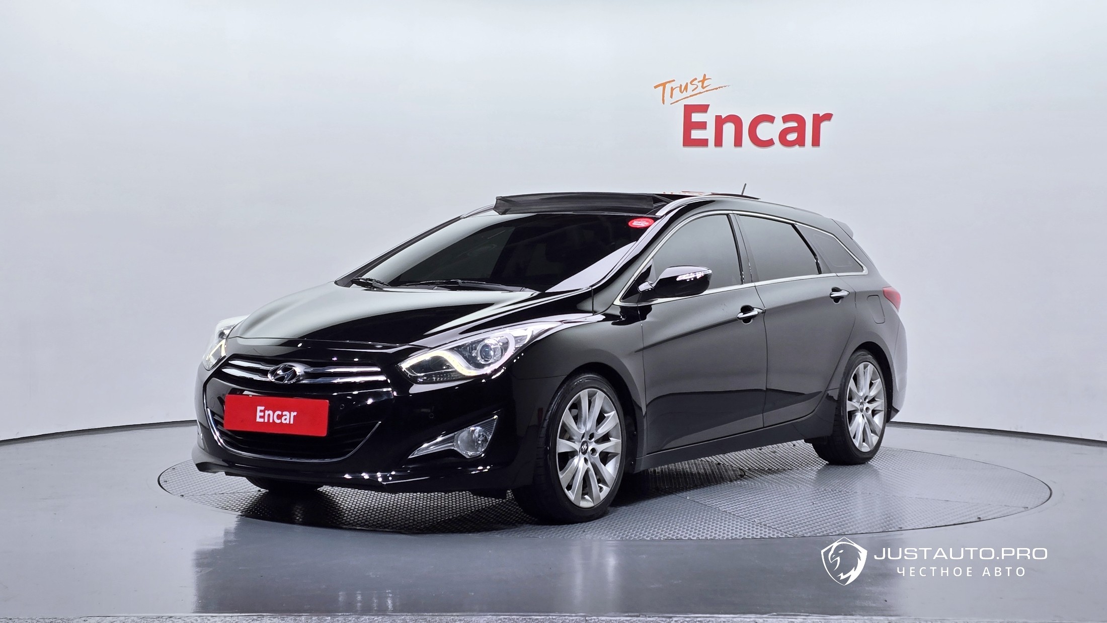 Автомобиль Hyundai i40