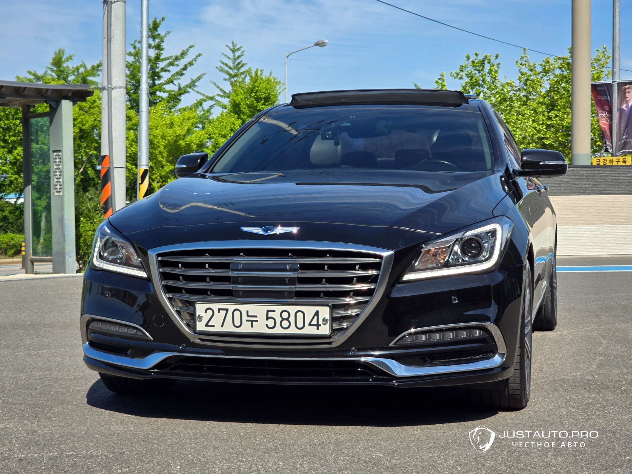 Автомобиль Genesis G80