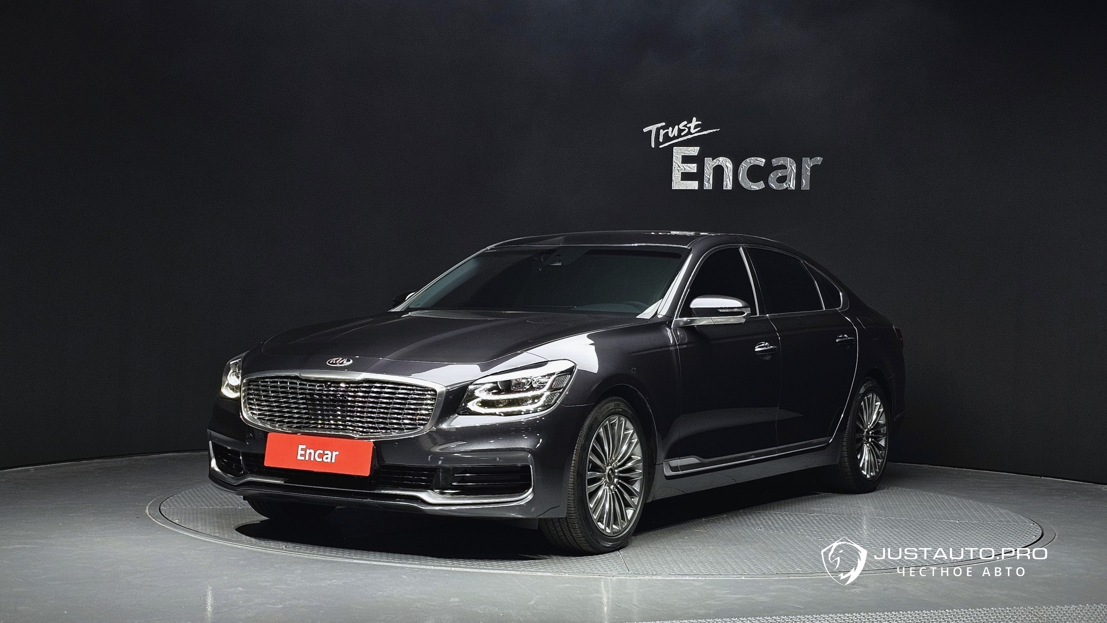 Автомобиль Kia K9