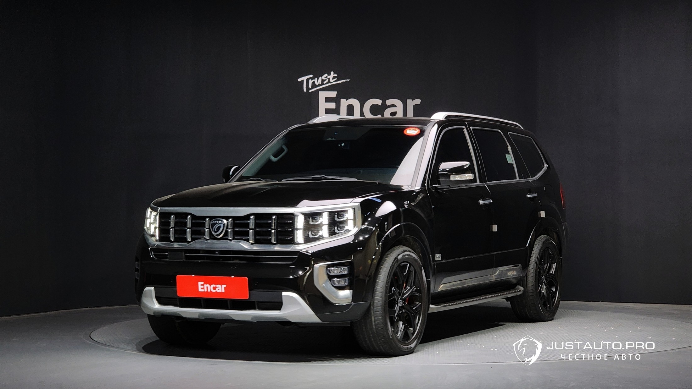 Автомобиль Kia Mohave