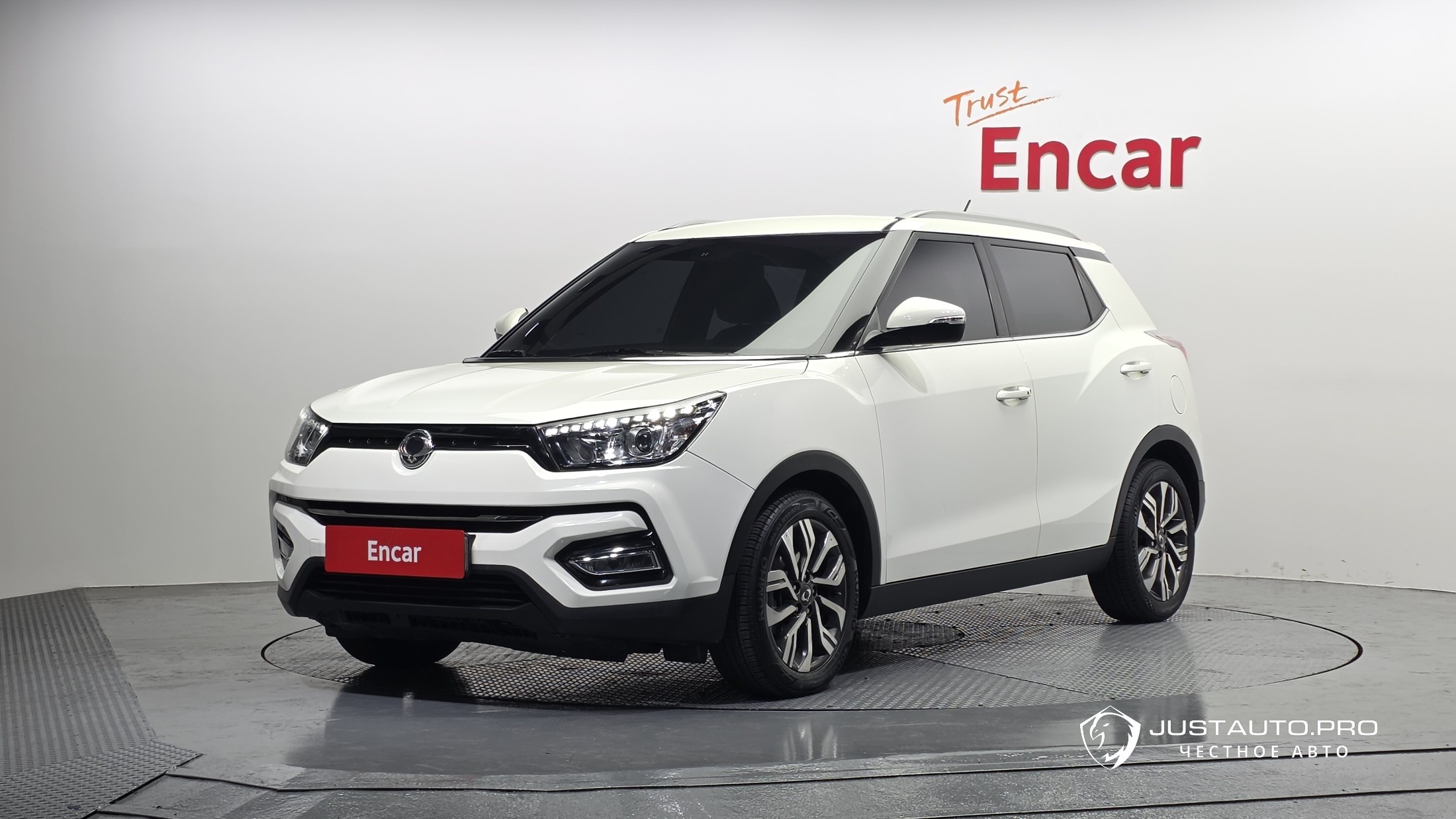 Автомобиль KG_Mobility_Ssangyong TIBOLI