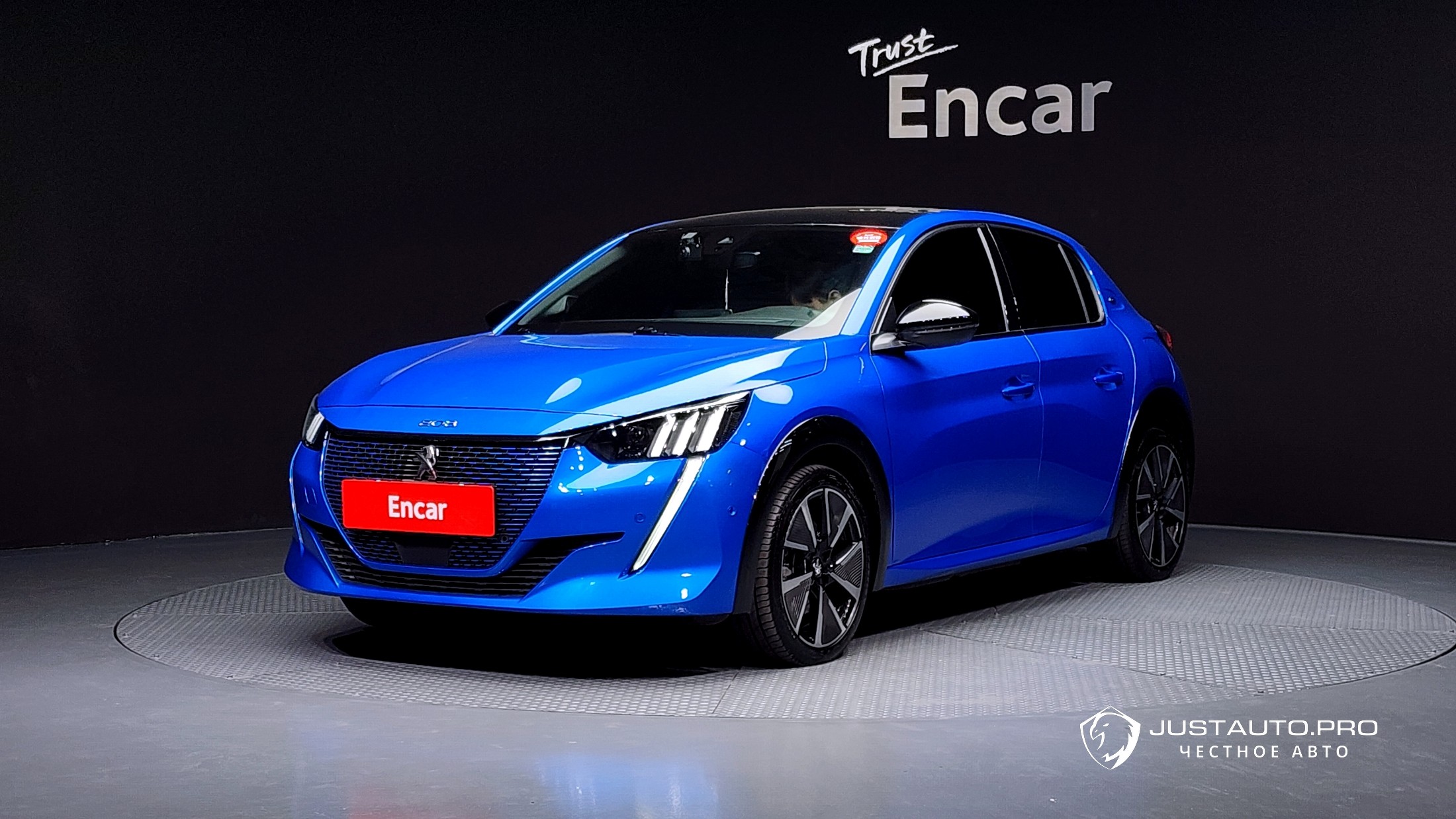 Автомобиль Peugeot 208