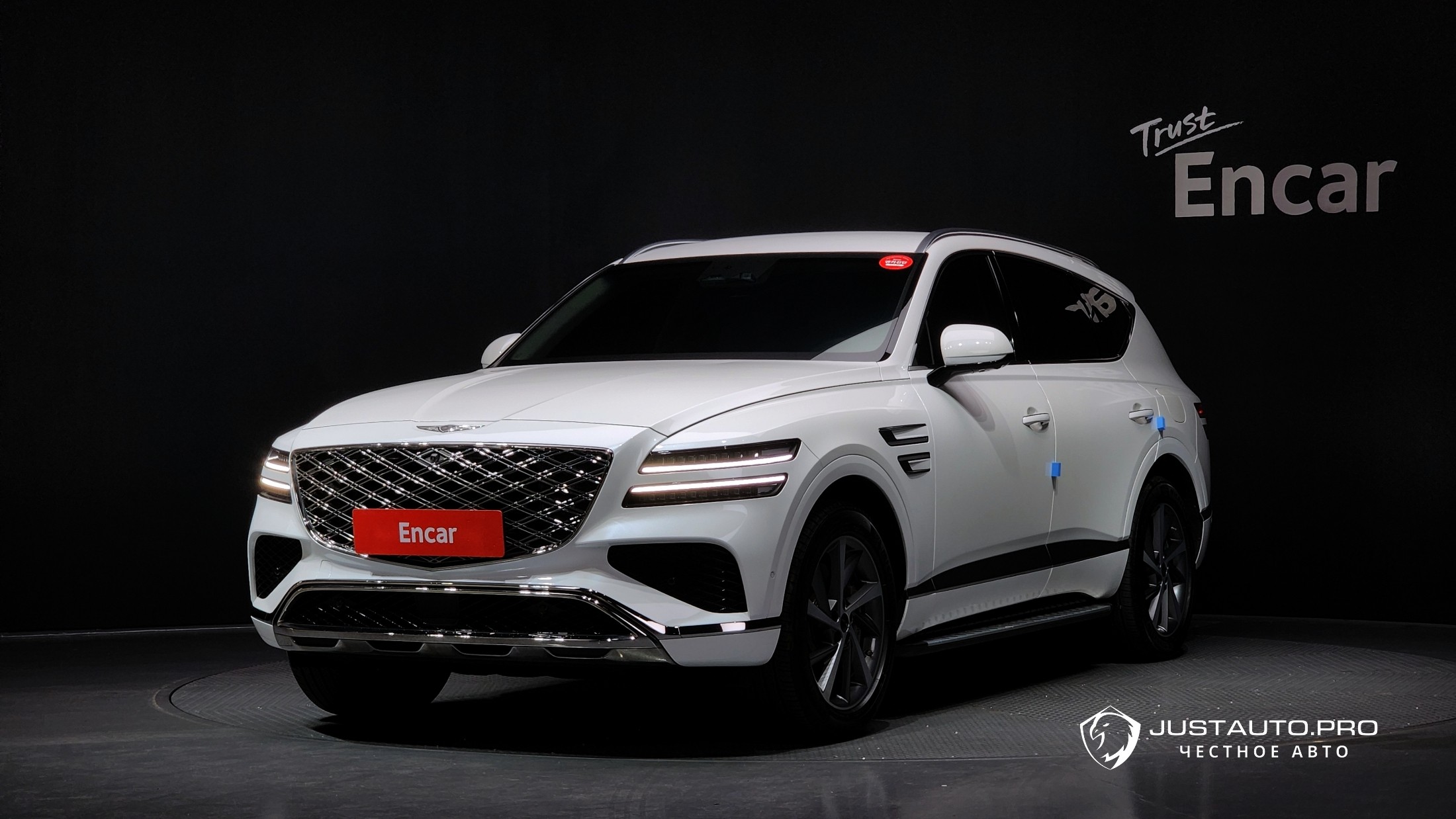 Автомобиль Genesis GV80