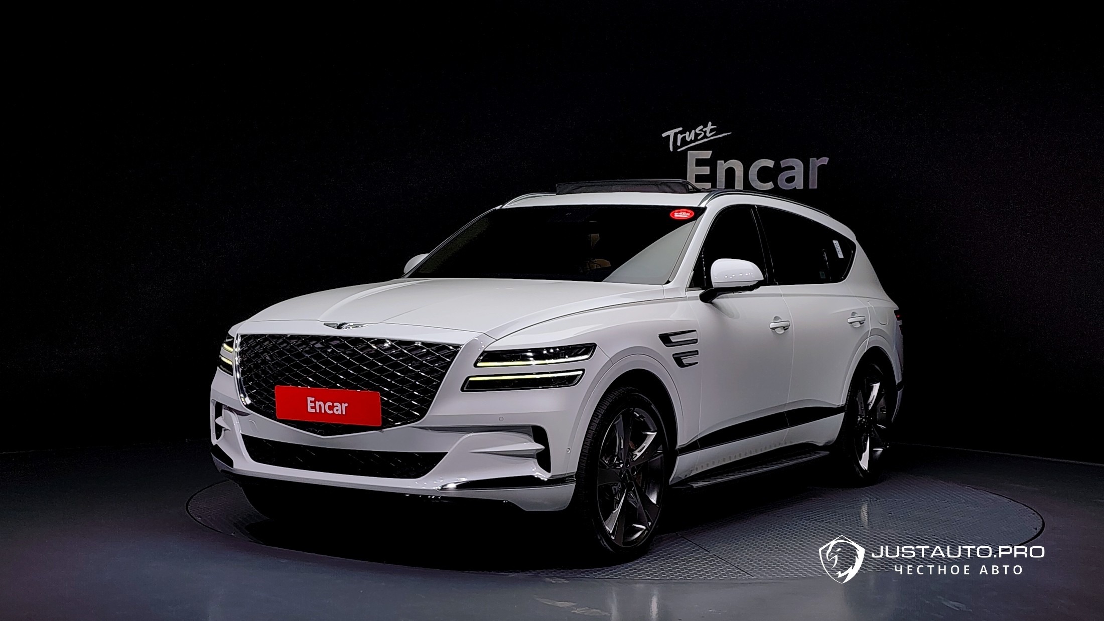 Автомобиль Genesis GV80