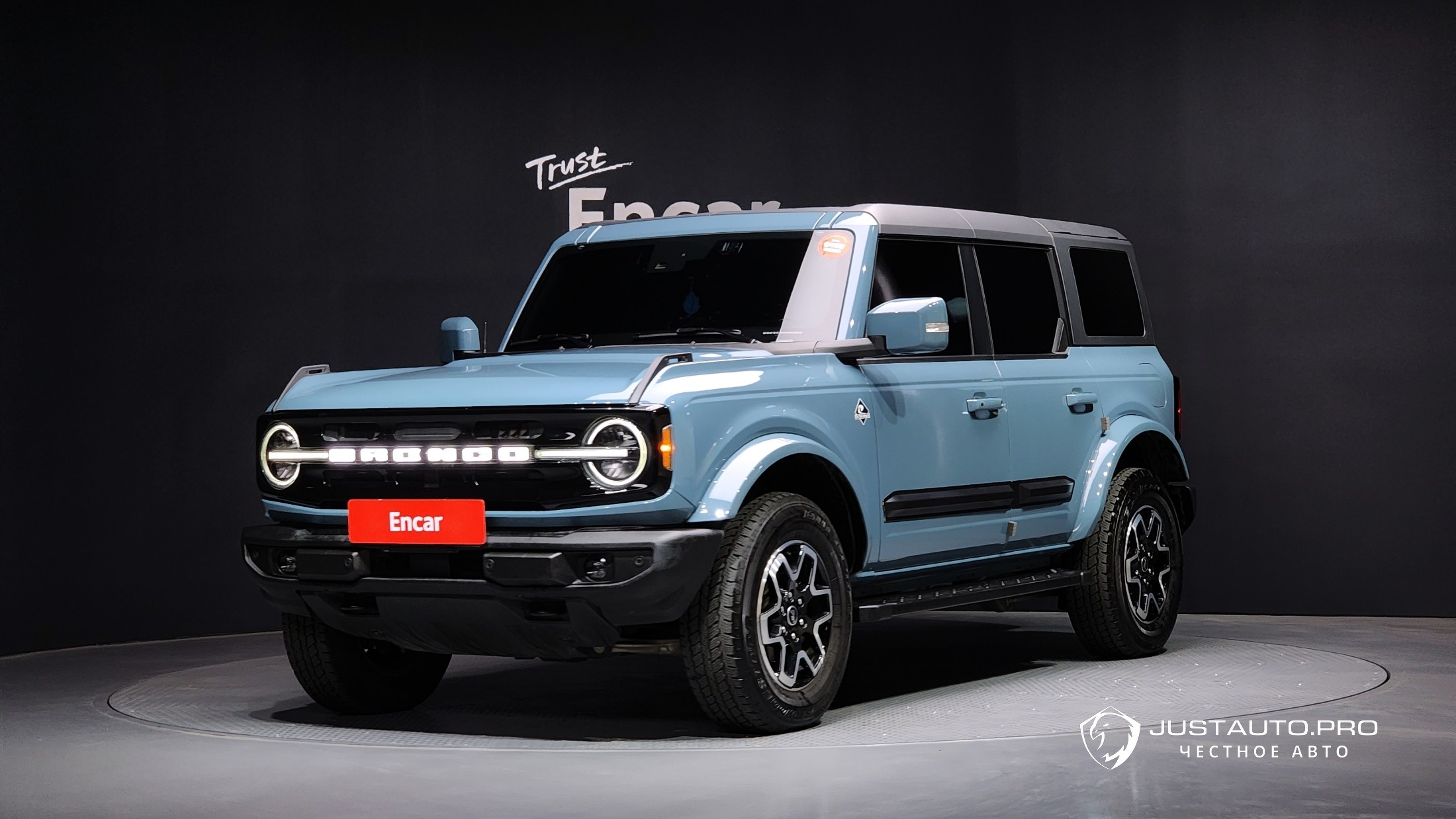 Автомобиль Ford Bronco