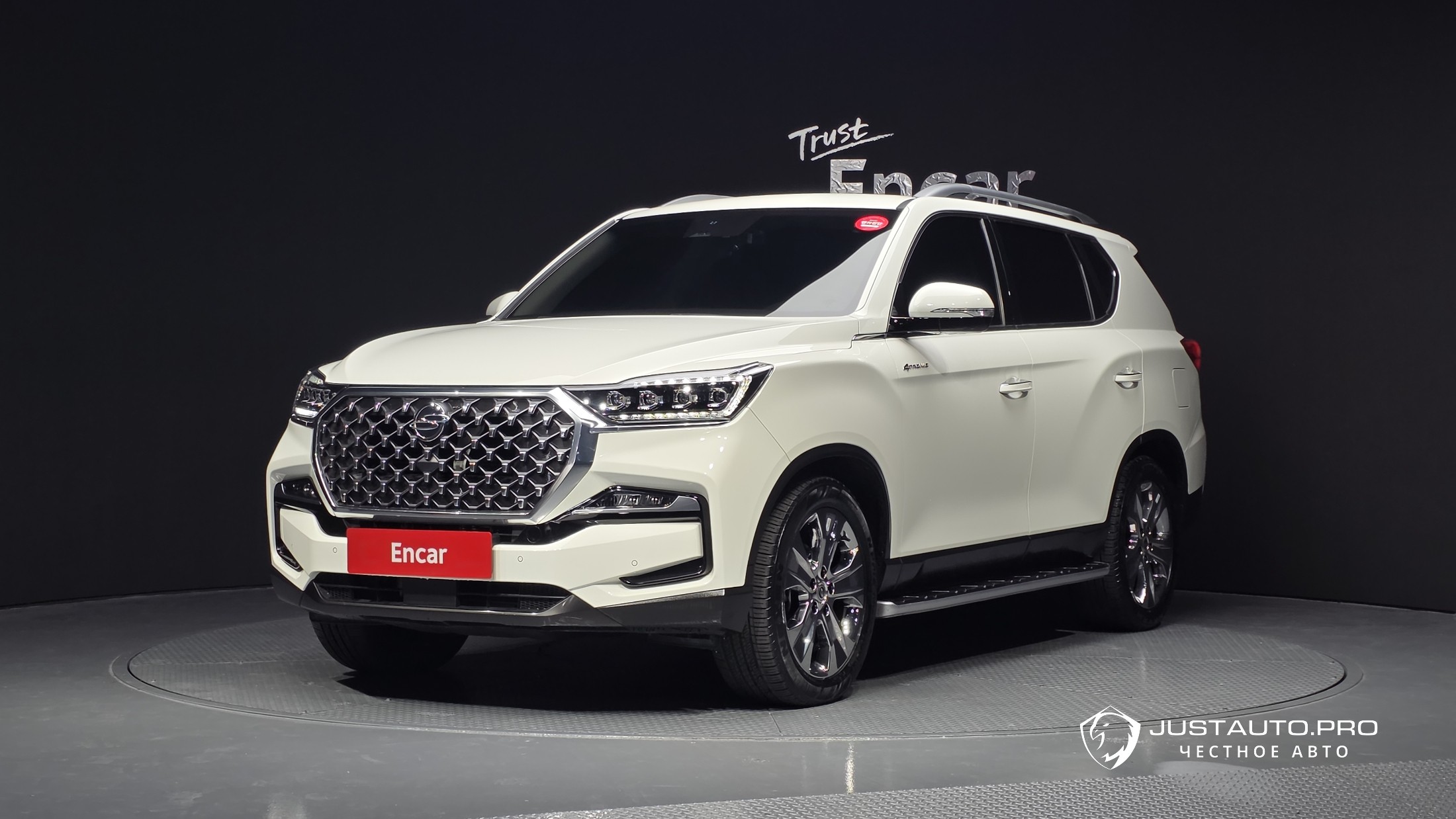Автомобиль KG_Mobility_Ssangyong Rexton