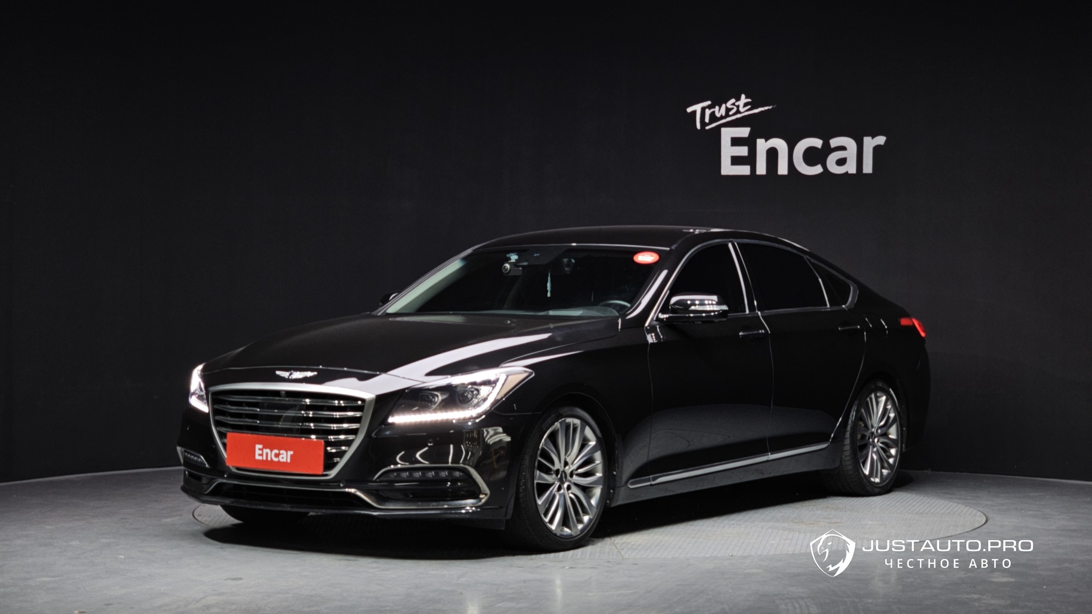 Автомобиль Genesis G80