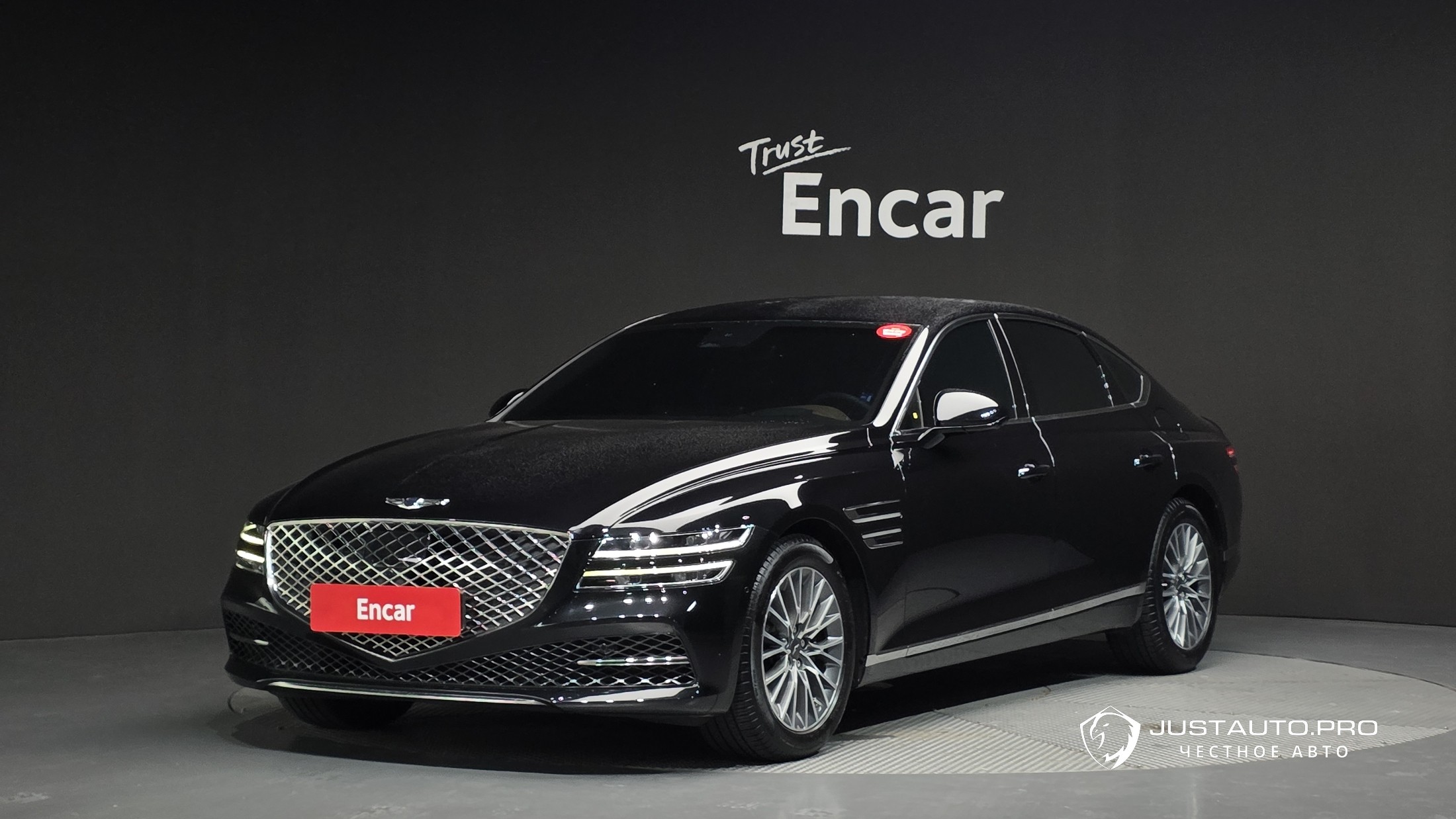 Автомобиль Genesis G80