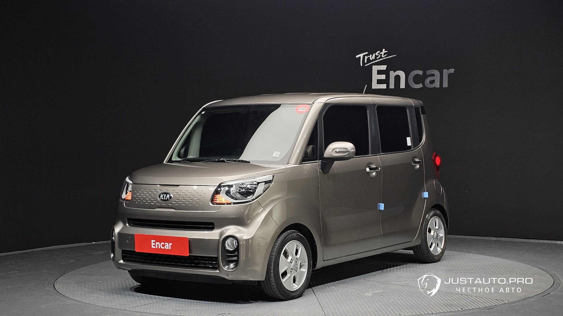 Автомобиль Kia RAY