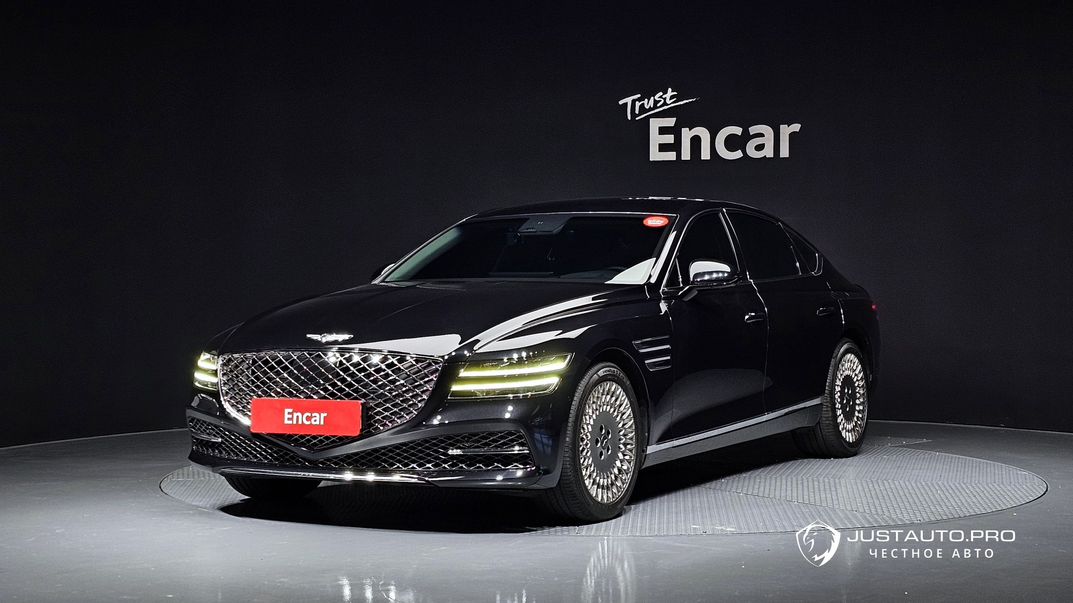 Автомобиль Genesis G80