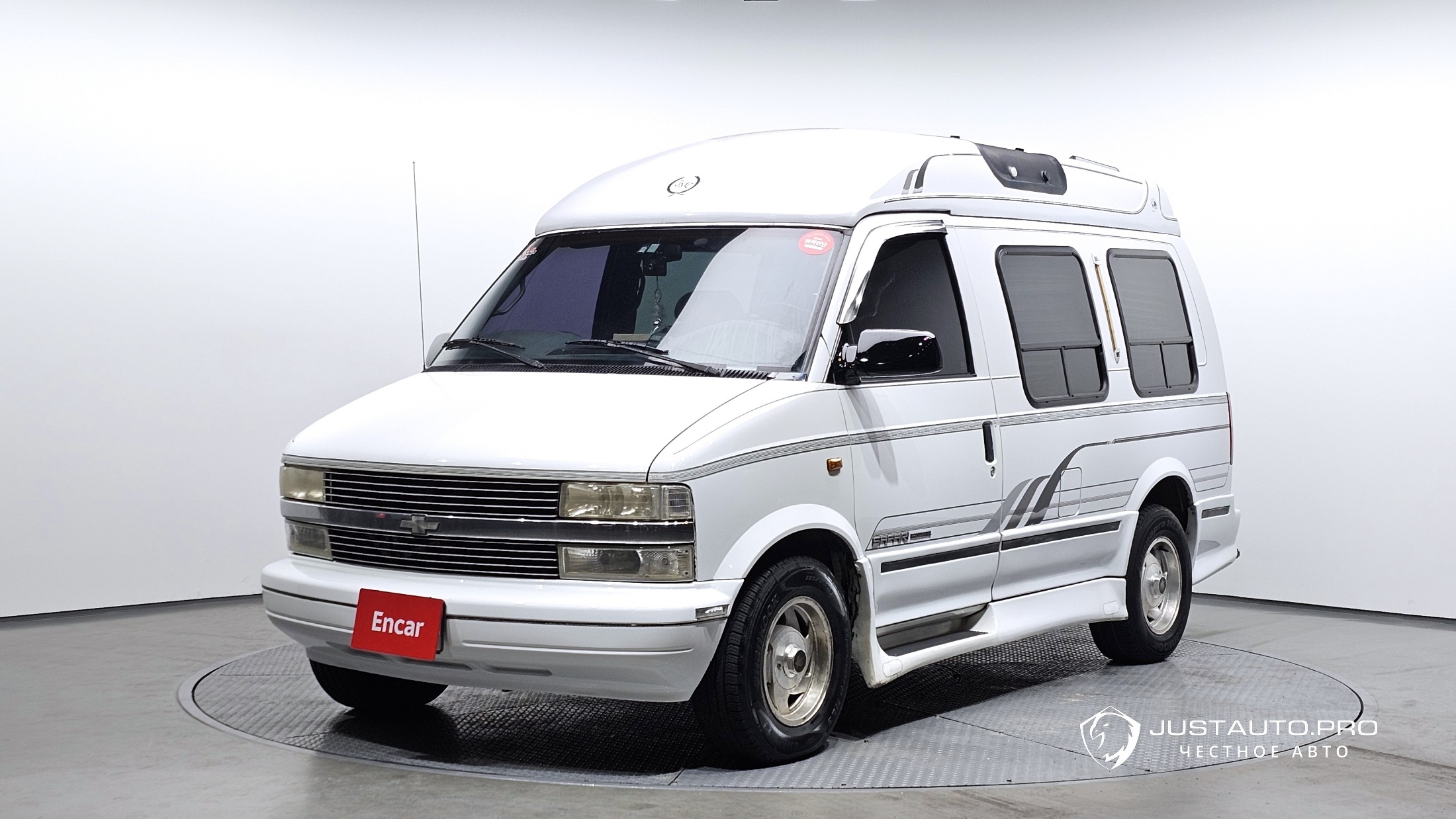Автомобиль Chevrolet Astro Van