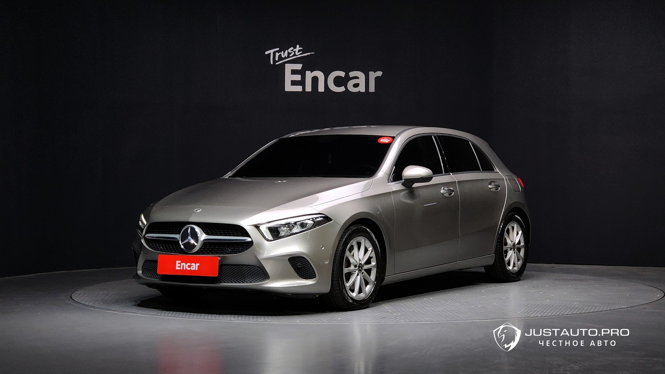 Автомобиль Mercedes-Benz A-Class