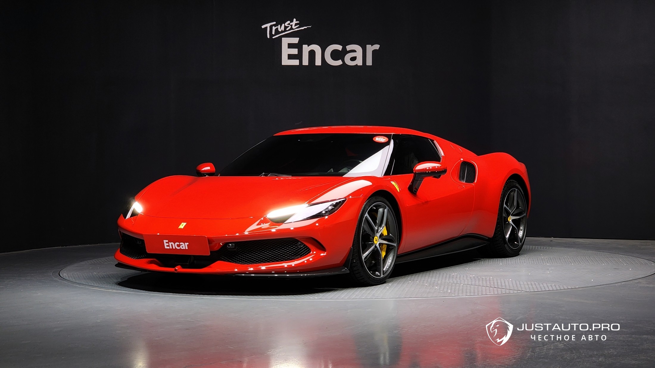 Автомобиль Ferrari 296