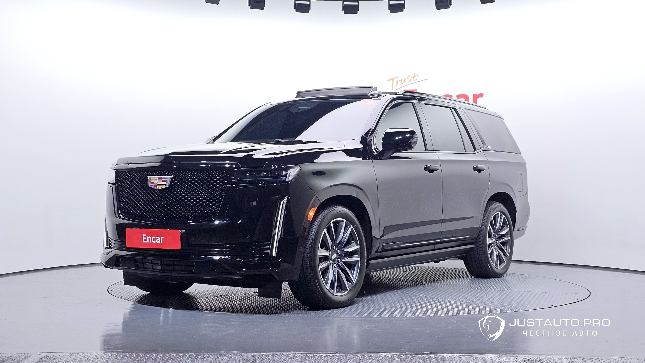 Автомобиль Cadillac Escalade