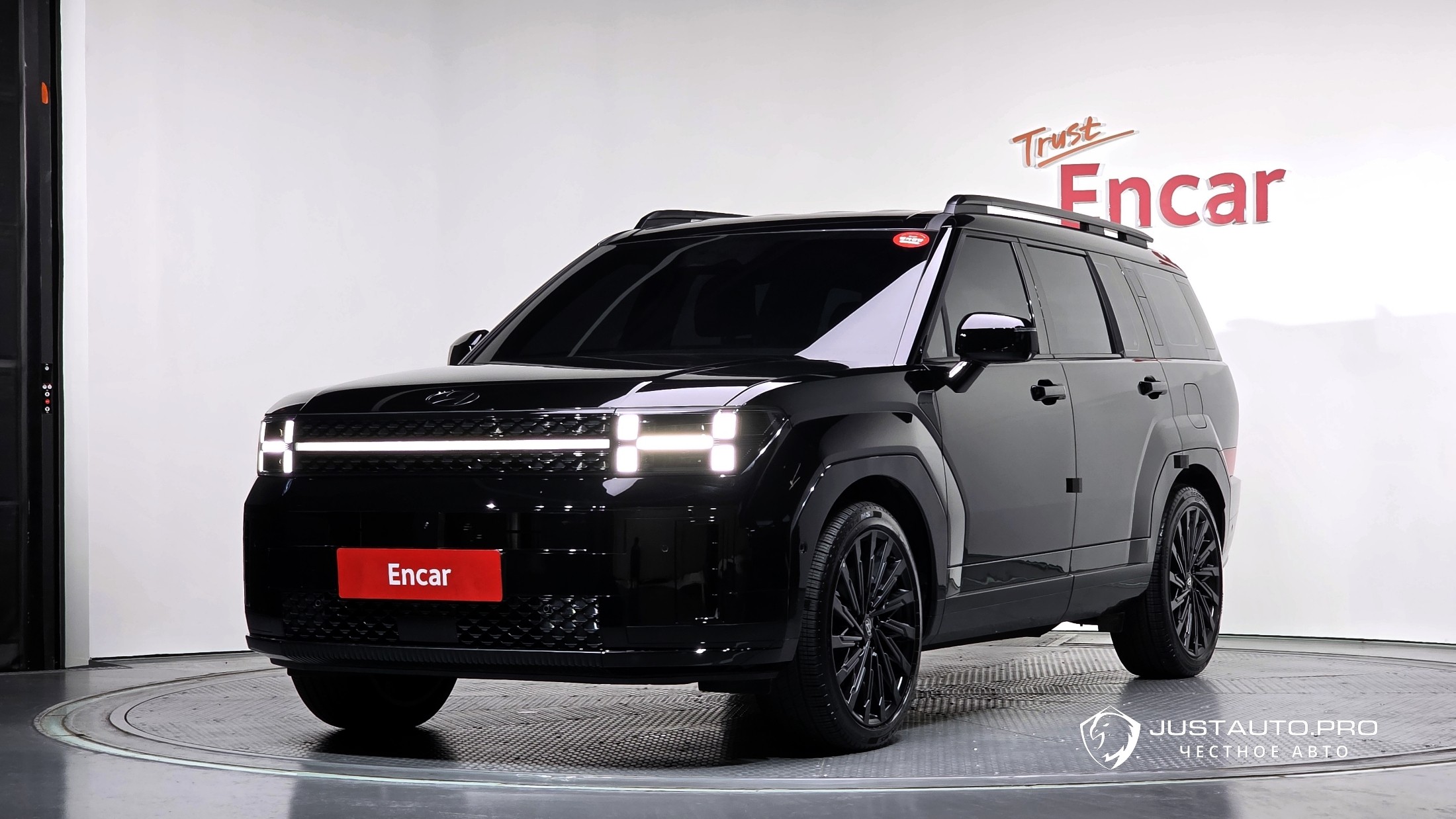 Автомобиль Hyundai Santafe