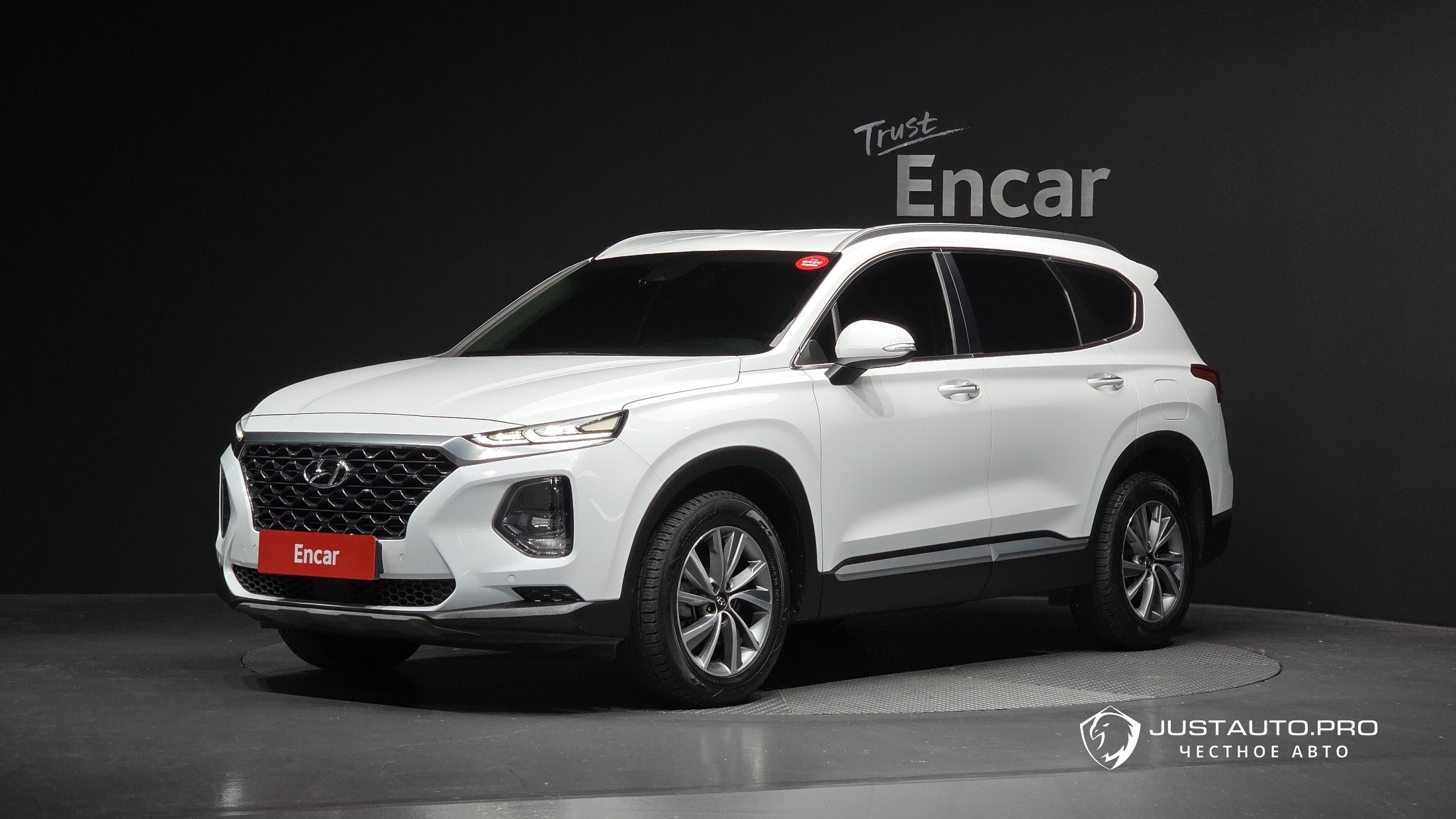 Автомобиль Hyundai Santafe