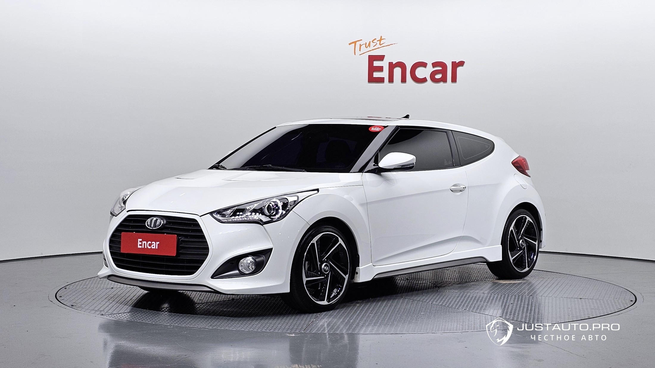 Автомобиль Hyundai Veloster