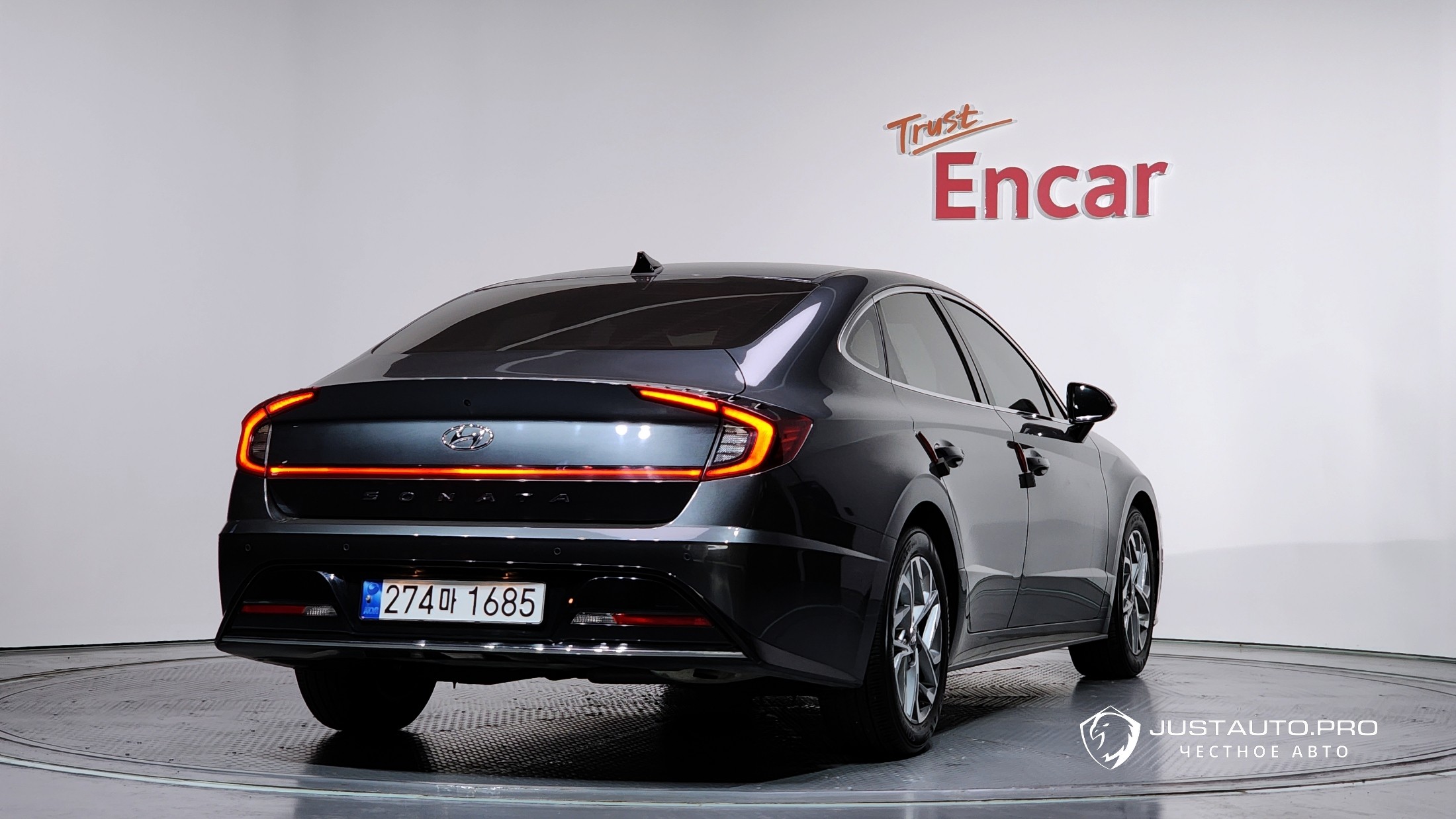 Автомобиль Hyundai Sonata