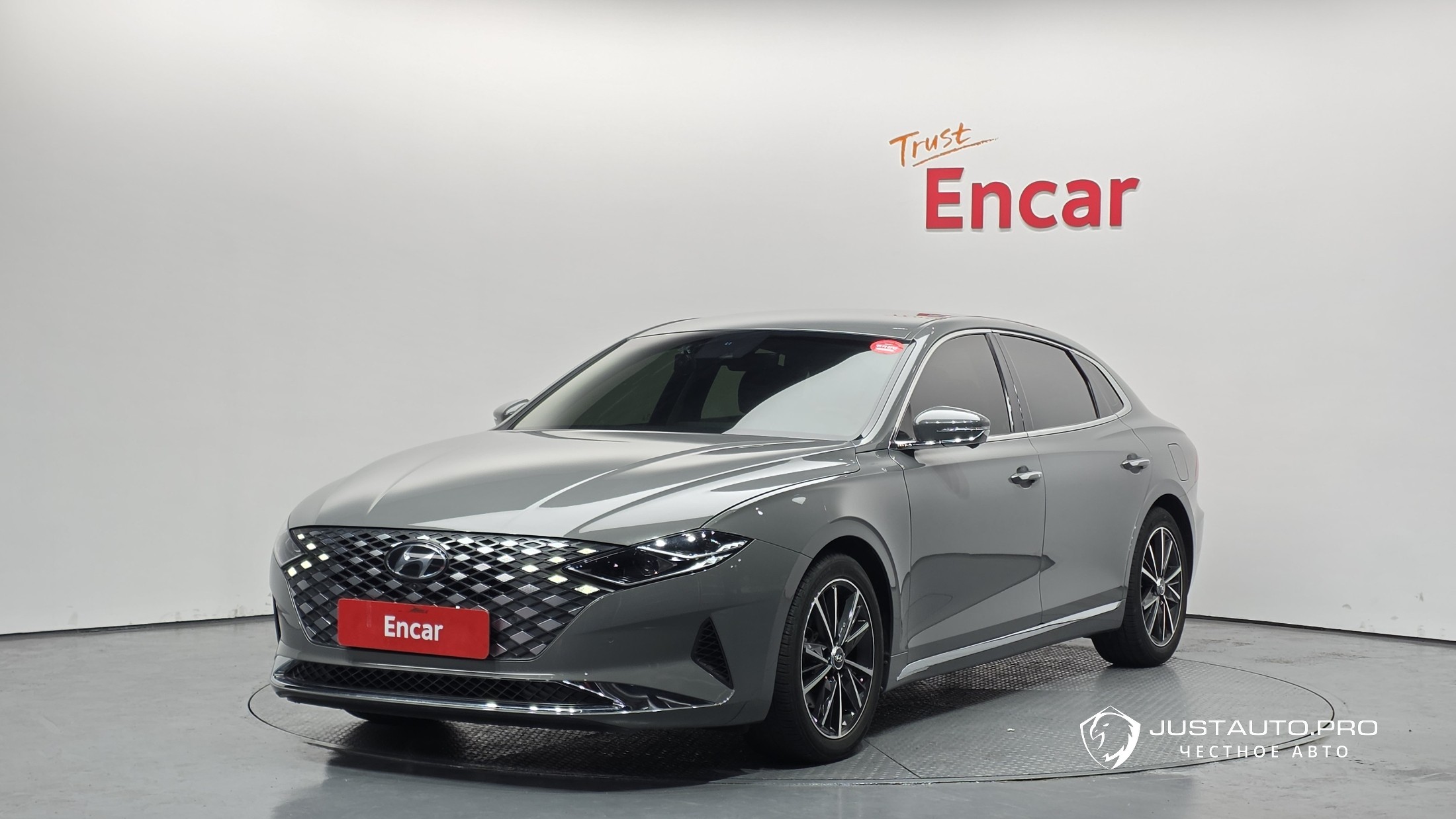 Автомобиль Hyundai Grandeur