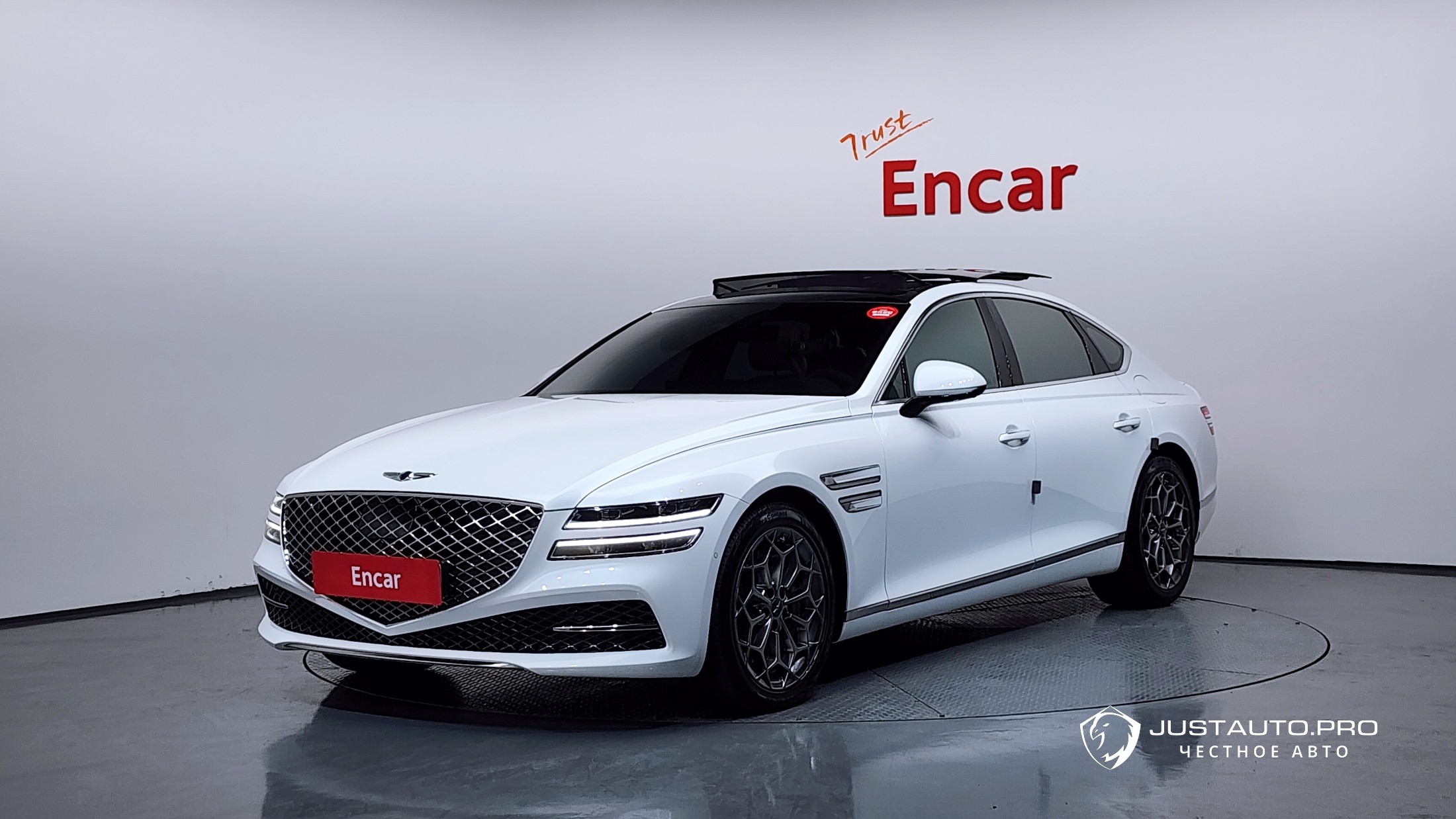 Автомобиль Genesis G80